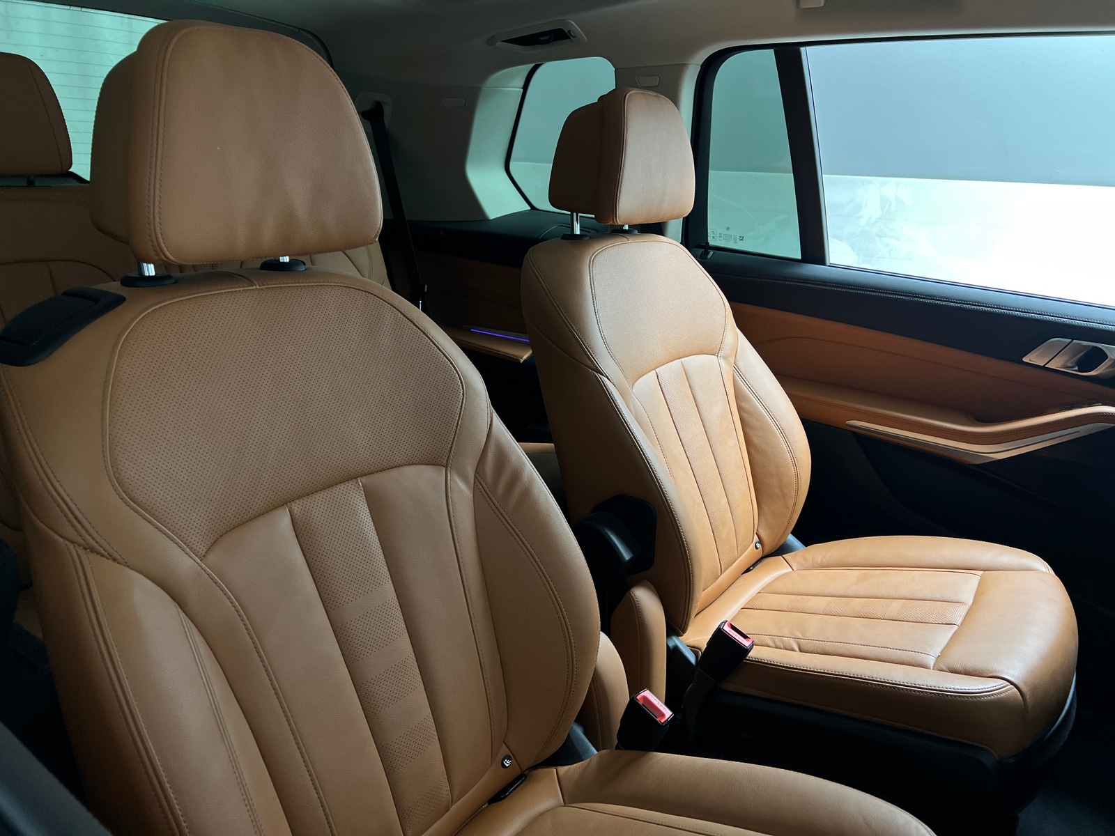 Thumbnail: 2022 BMW X7 - 5