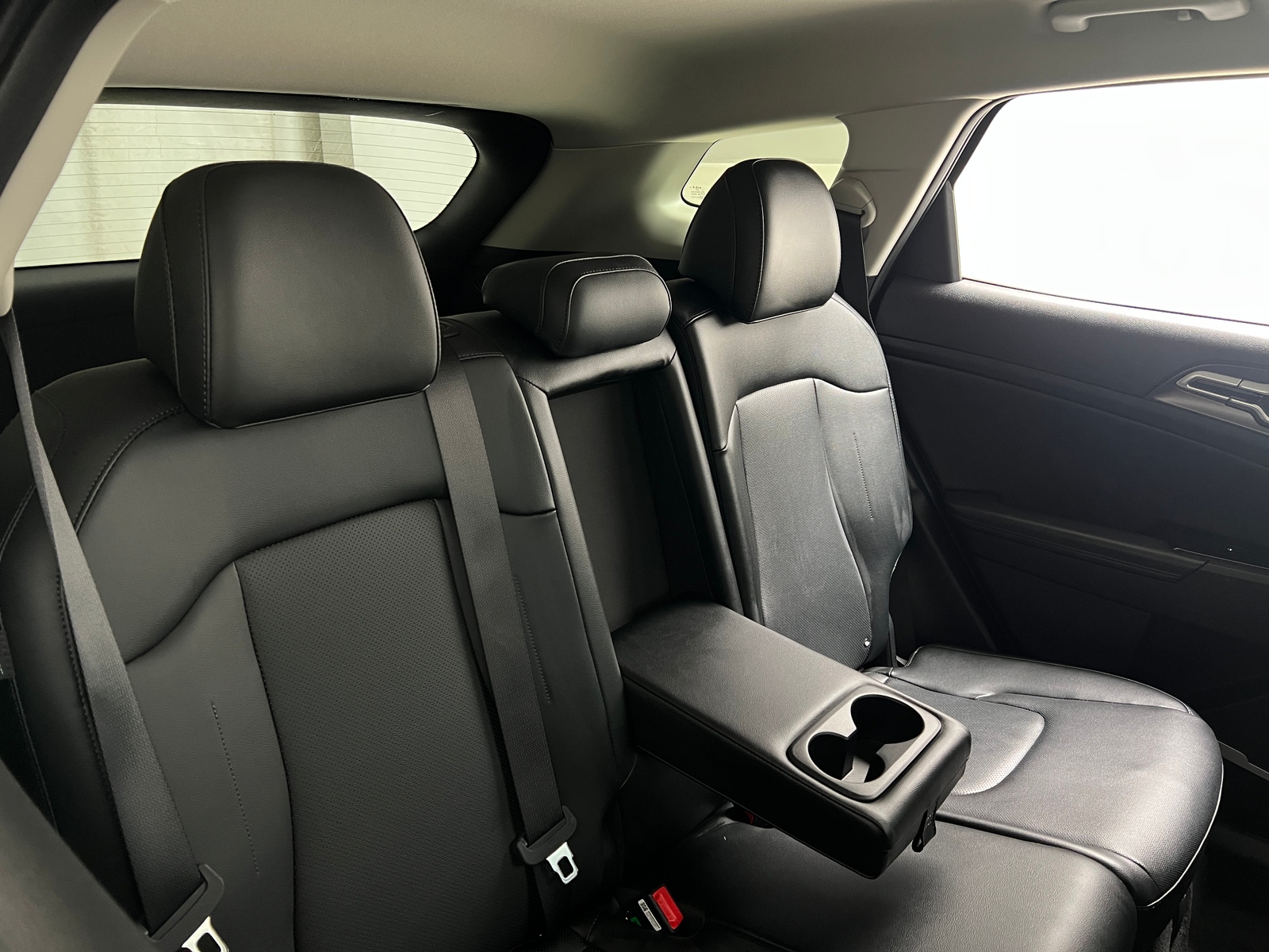 Thumbnail: 2024 Kia Sportage - 5