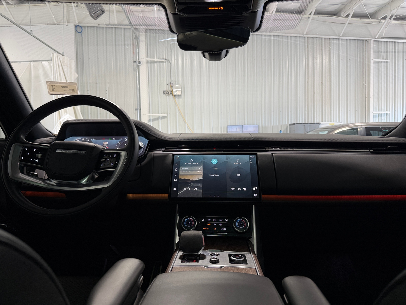 Thumbnail: 2023 Land Rover Range Rover - 2