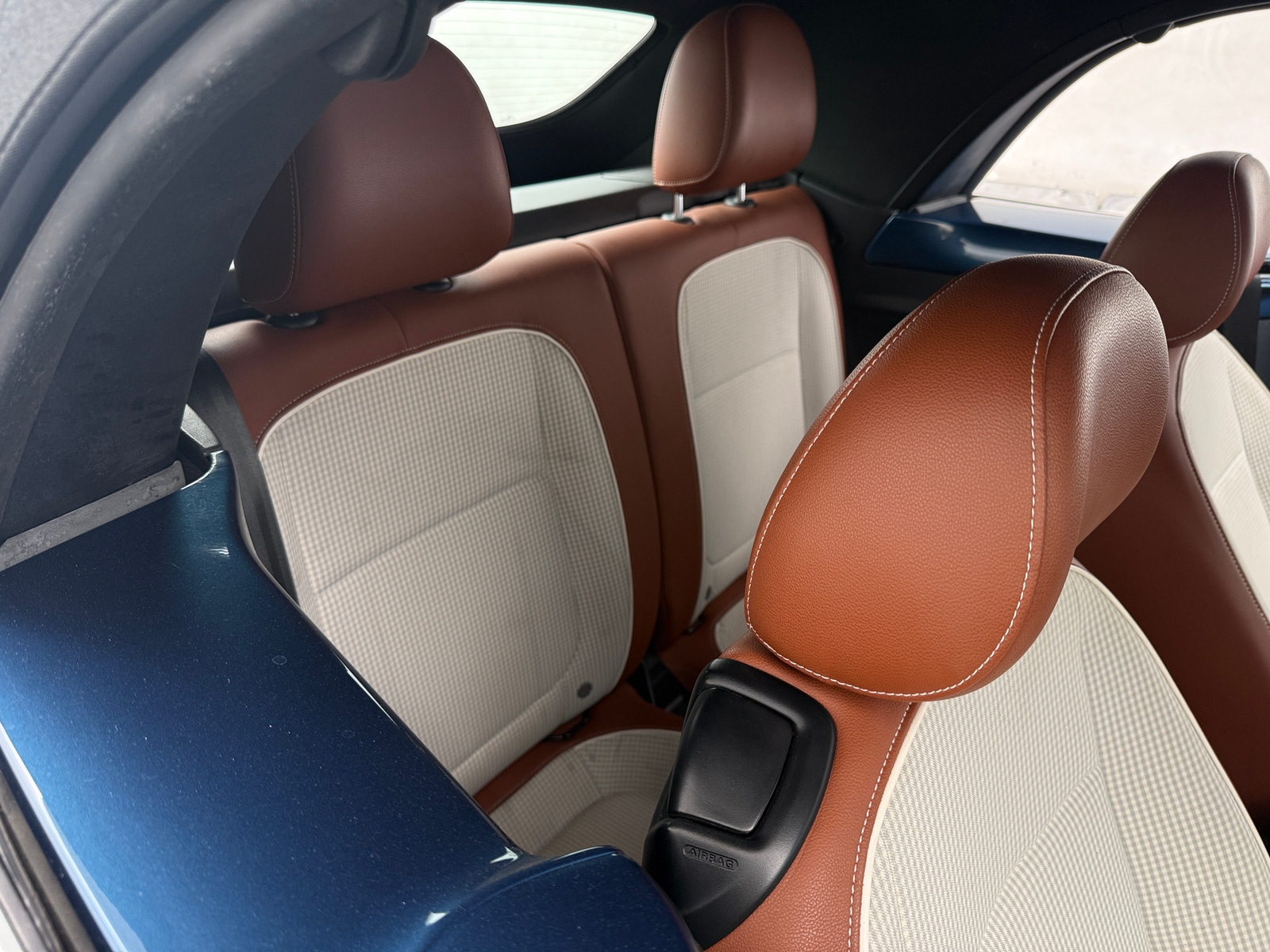Thumbnail: 2017 Volkswagen Beetle - 6