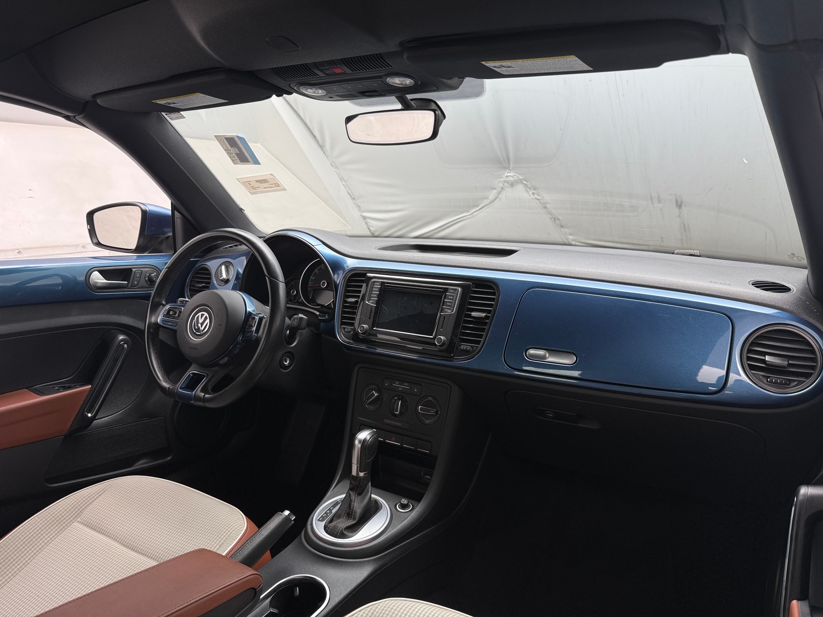 Thumbnail: 2017 Volkswagen Beetle - 3