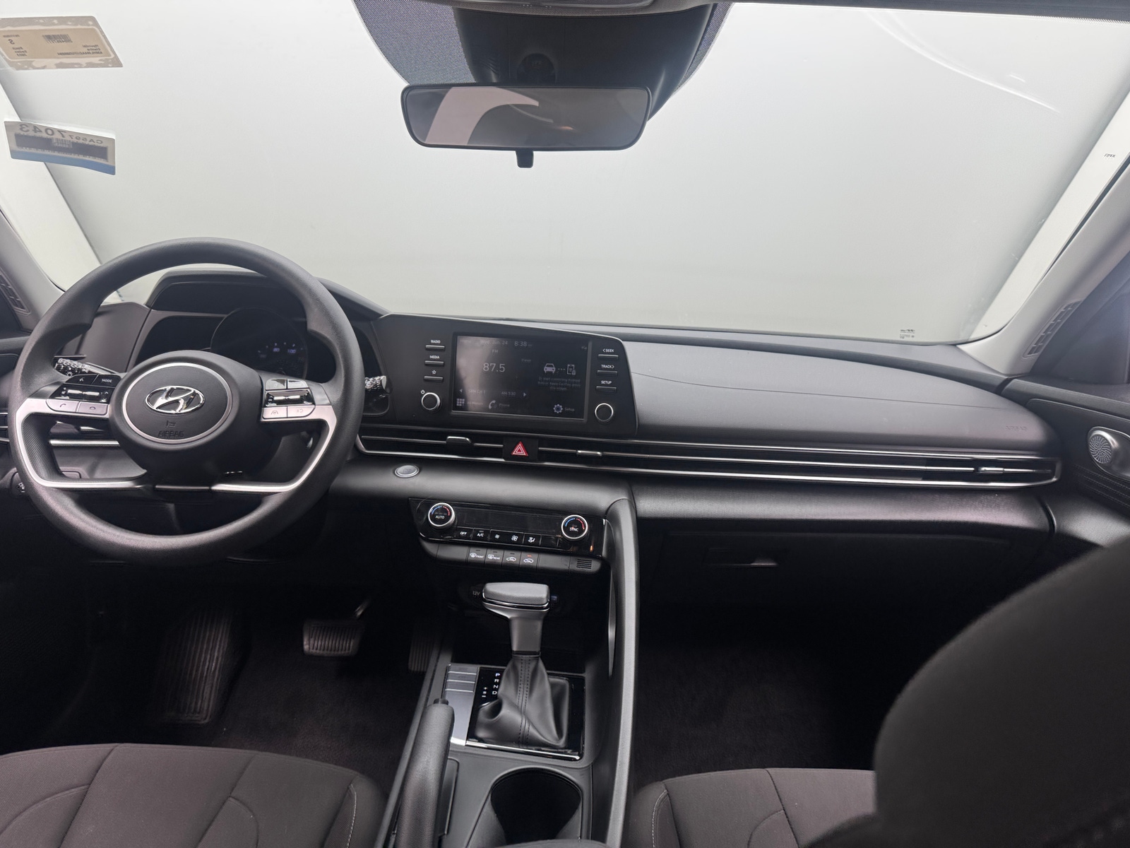 Thumbnail: 2023 Hyundai Elantra - 3