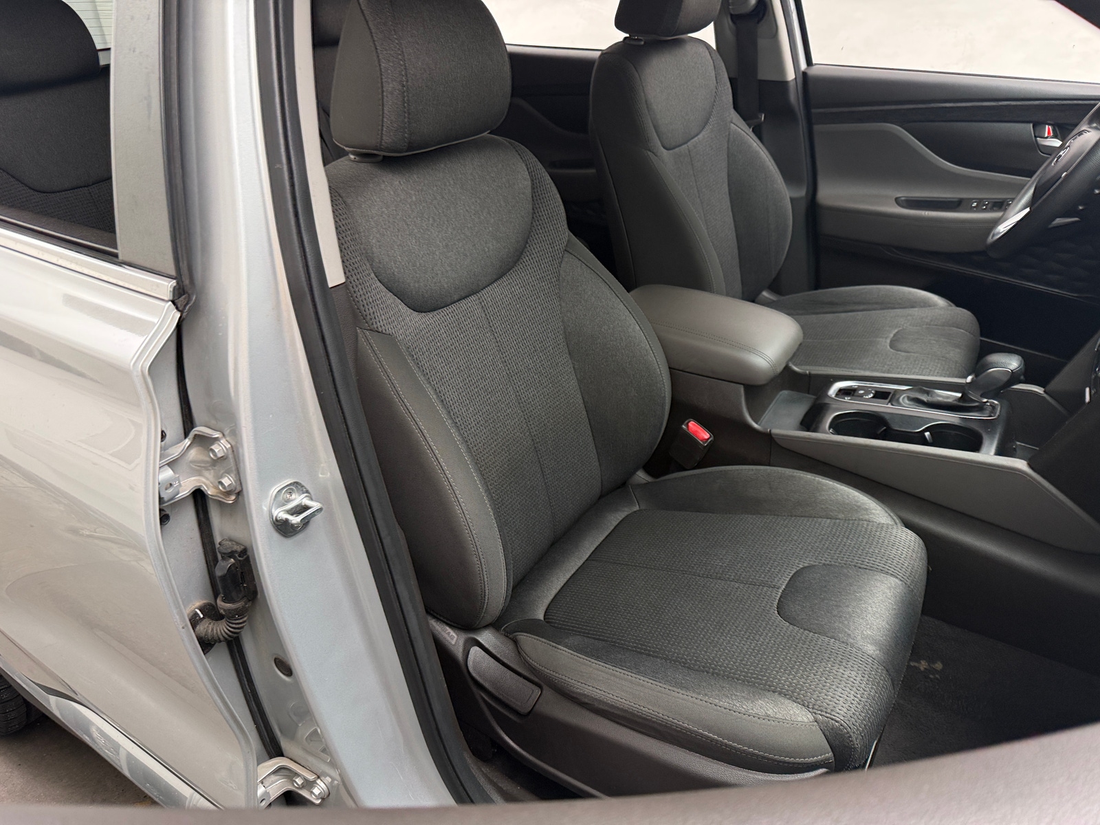 Thumbnail: 2019 Hyundai Santa Fe - 2