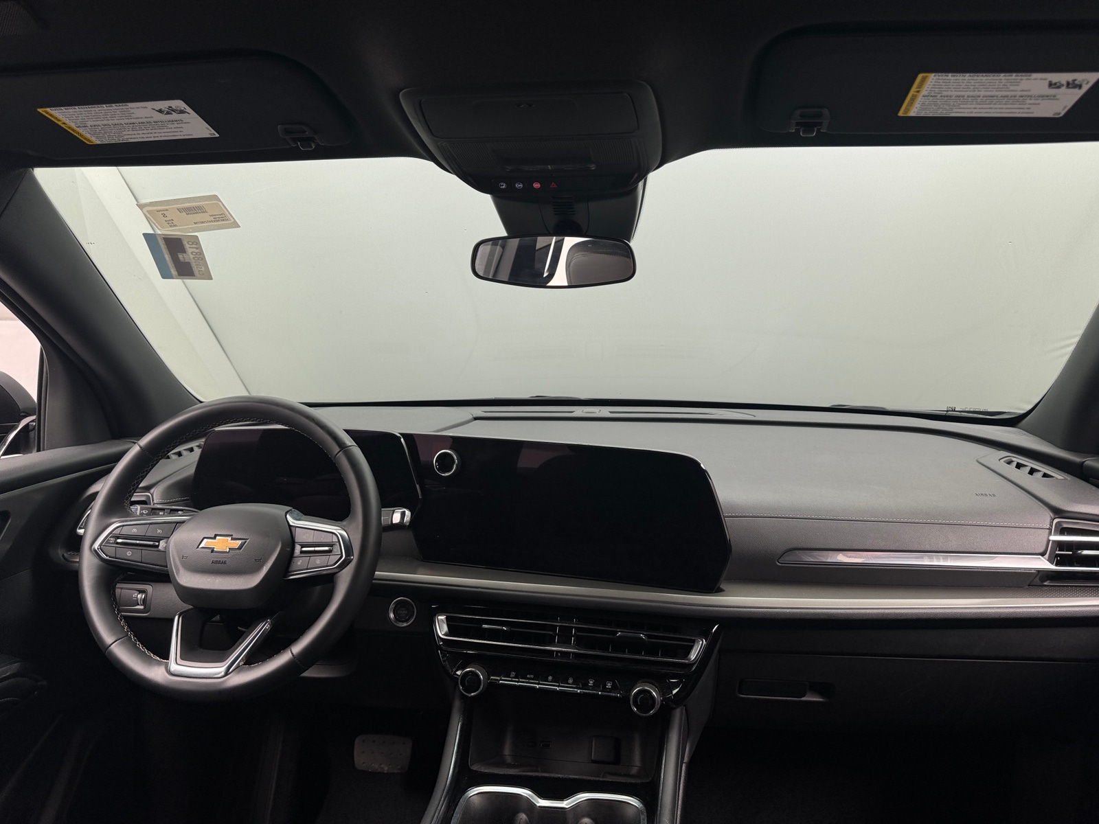 Thumbnail: 2026 Chevrolet Traverse - 3