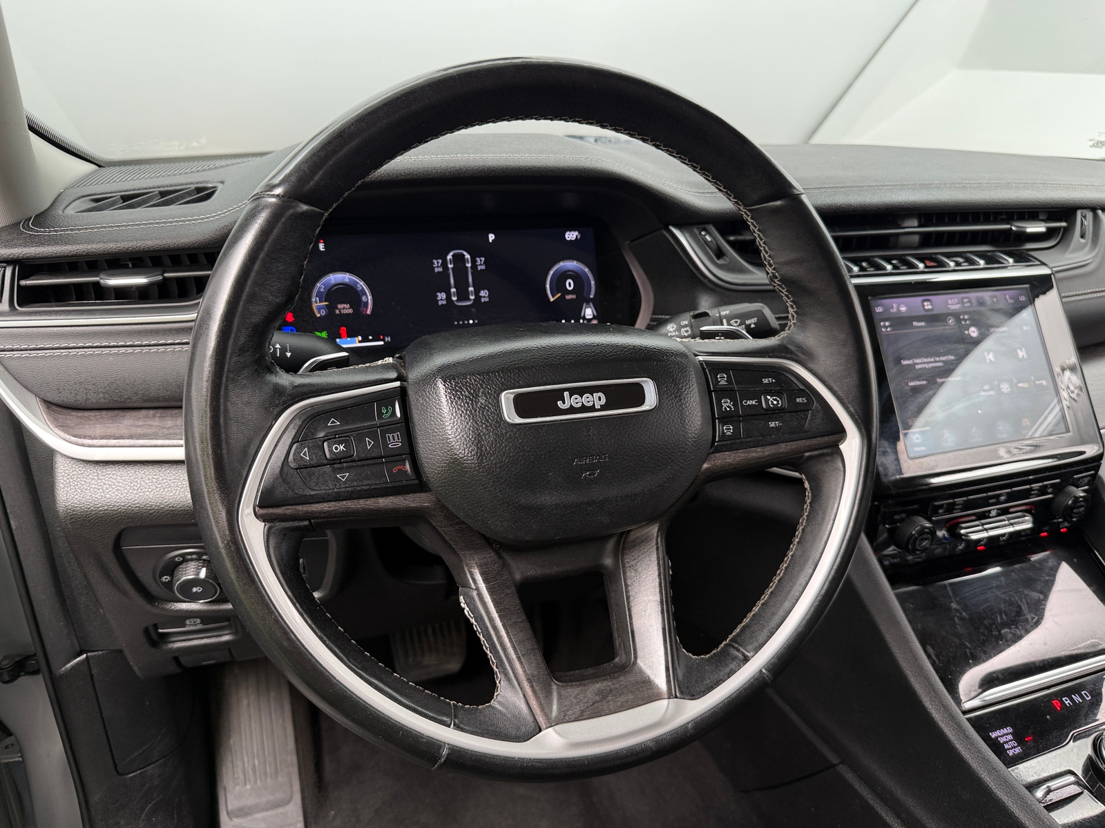 Thumbnail: 2022 Jeep Grand Cherokee L - 4
