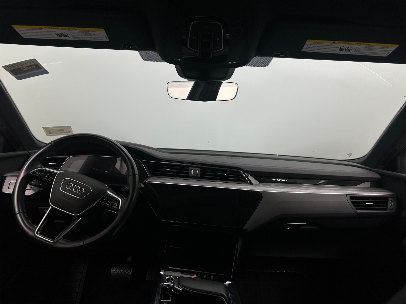 Thumbnail: 2024 Audi Q8 e-tron - 2