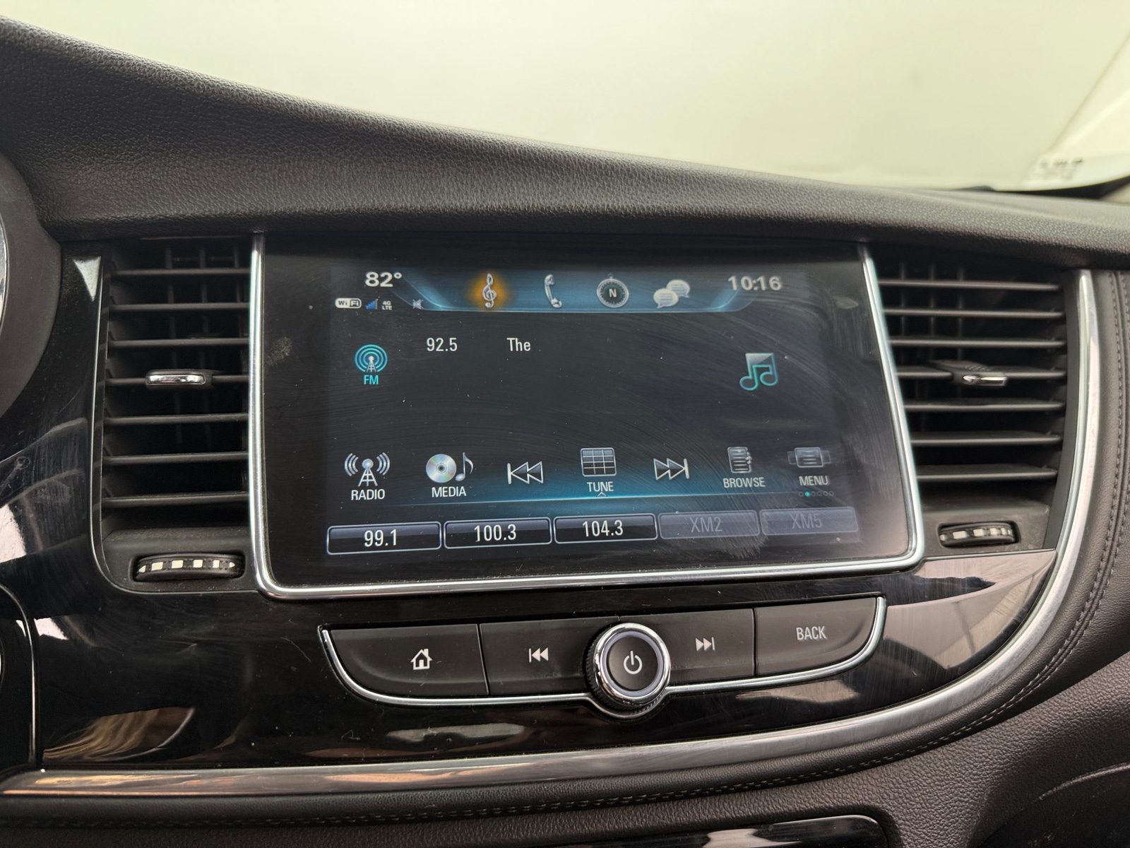 Thumbnail: 2020 Buick Encore - 3