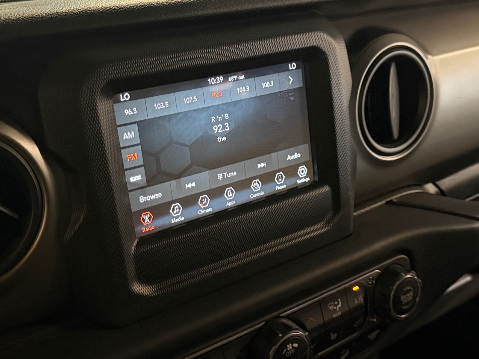 Thumbnail: 2018 Jeep Wrangler - 4