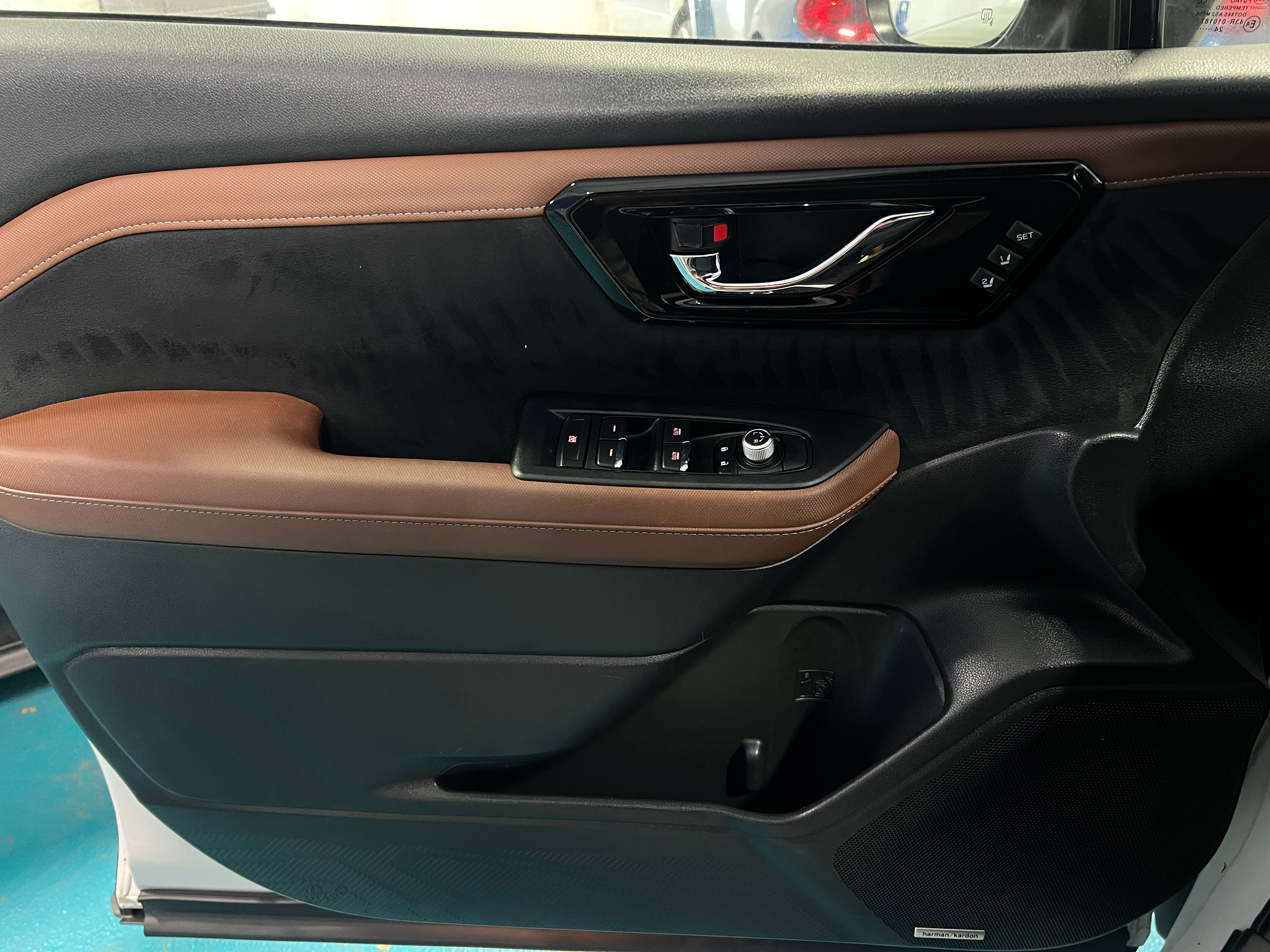 2025 Subaru Forester Touring - Photo 10