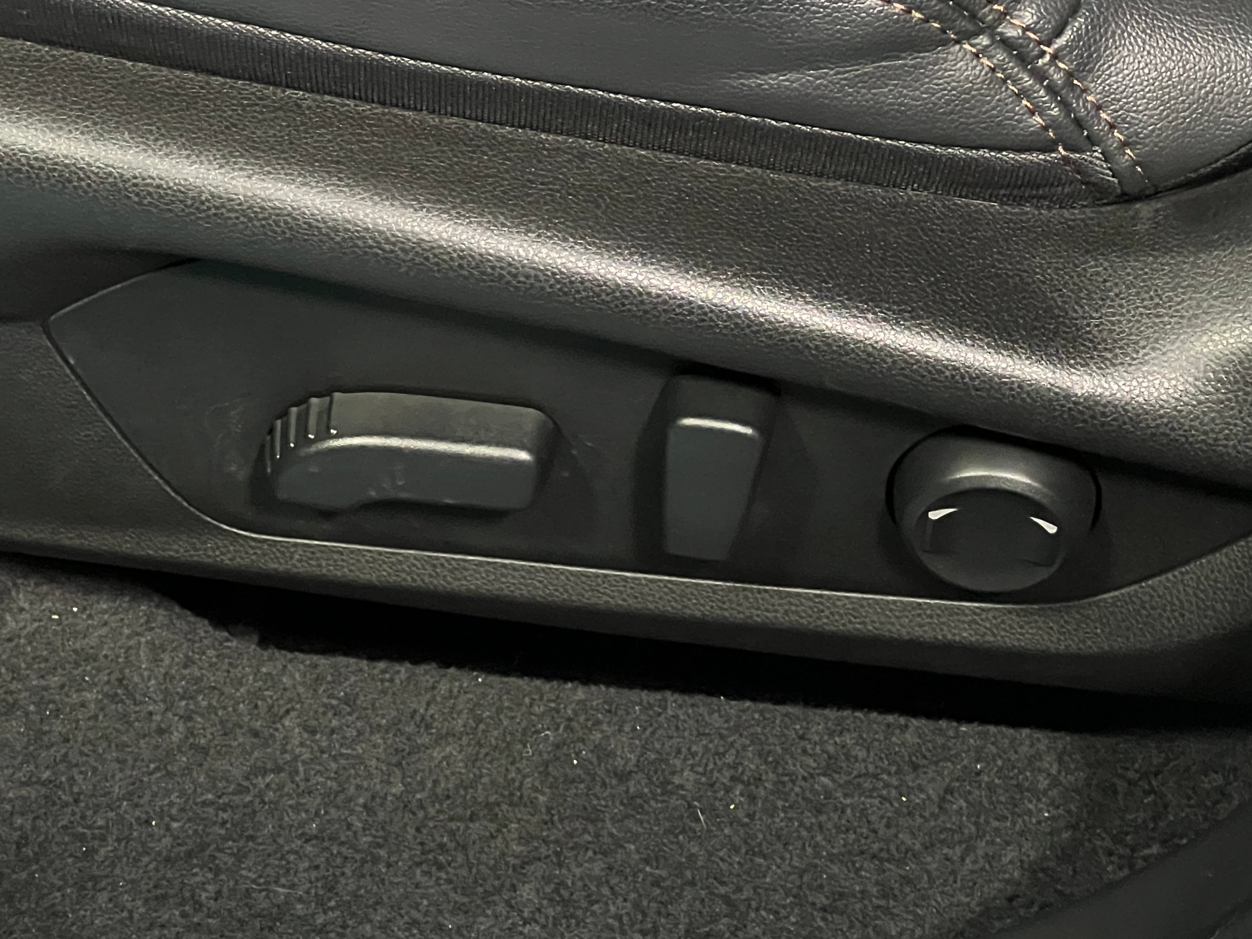2025 Subaru Forester Touring - Photo 11