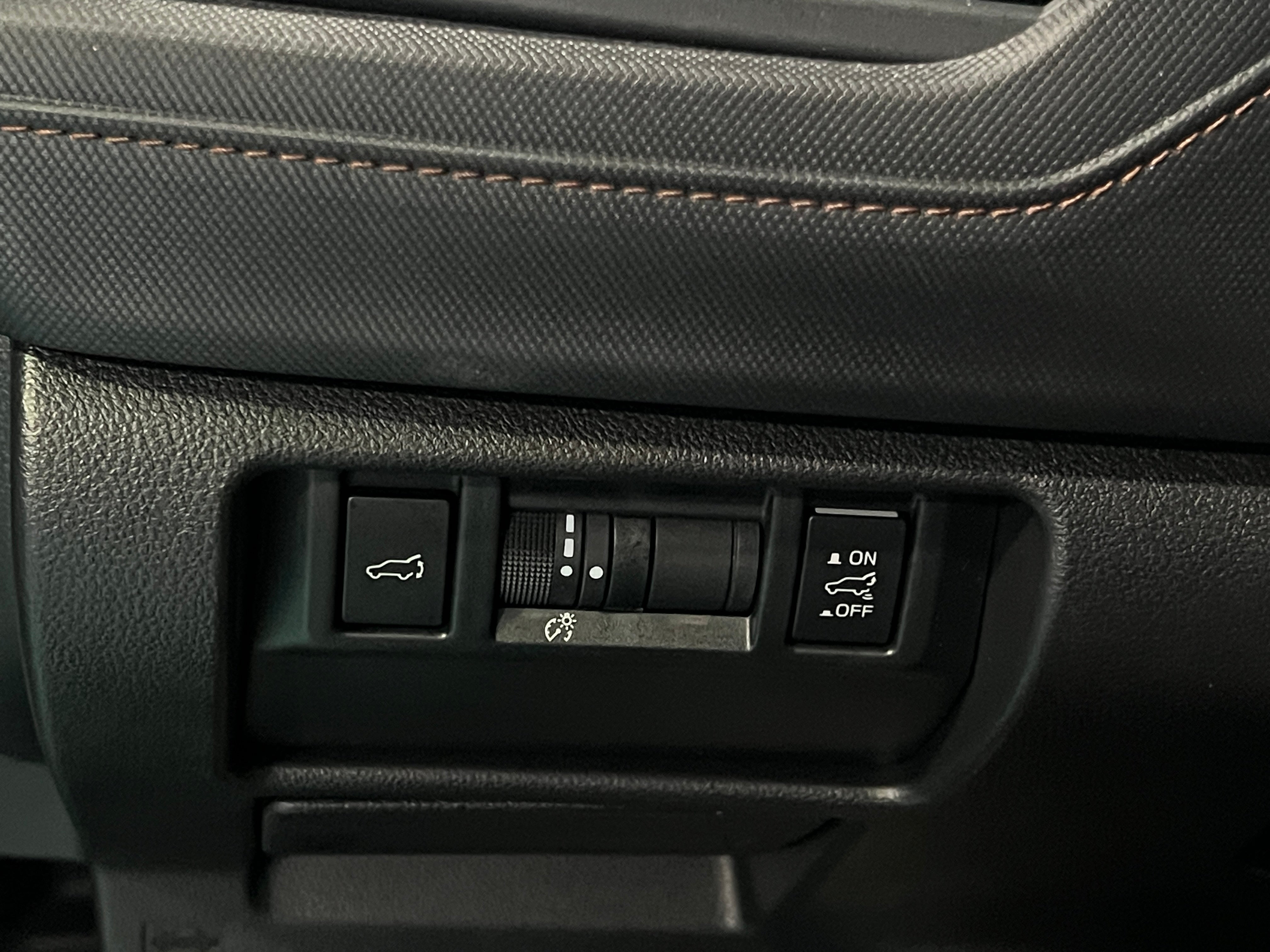 2025 Subaru Forester Touring - Photo 12