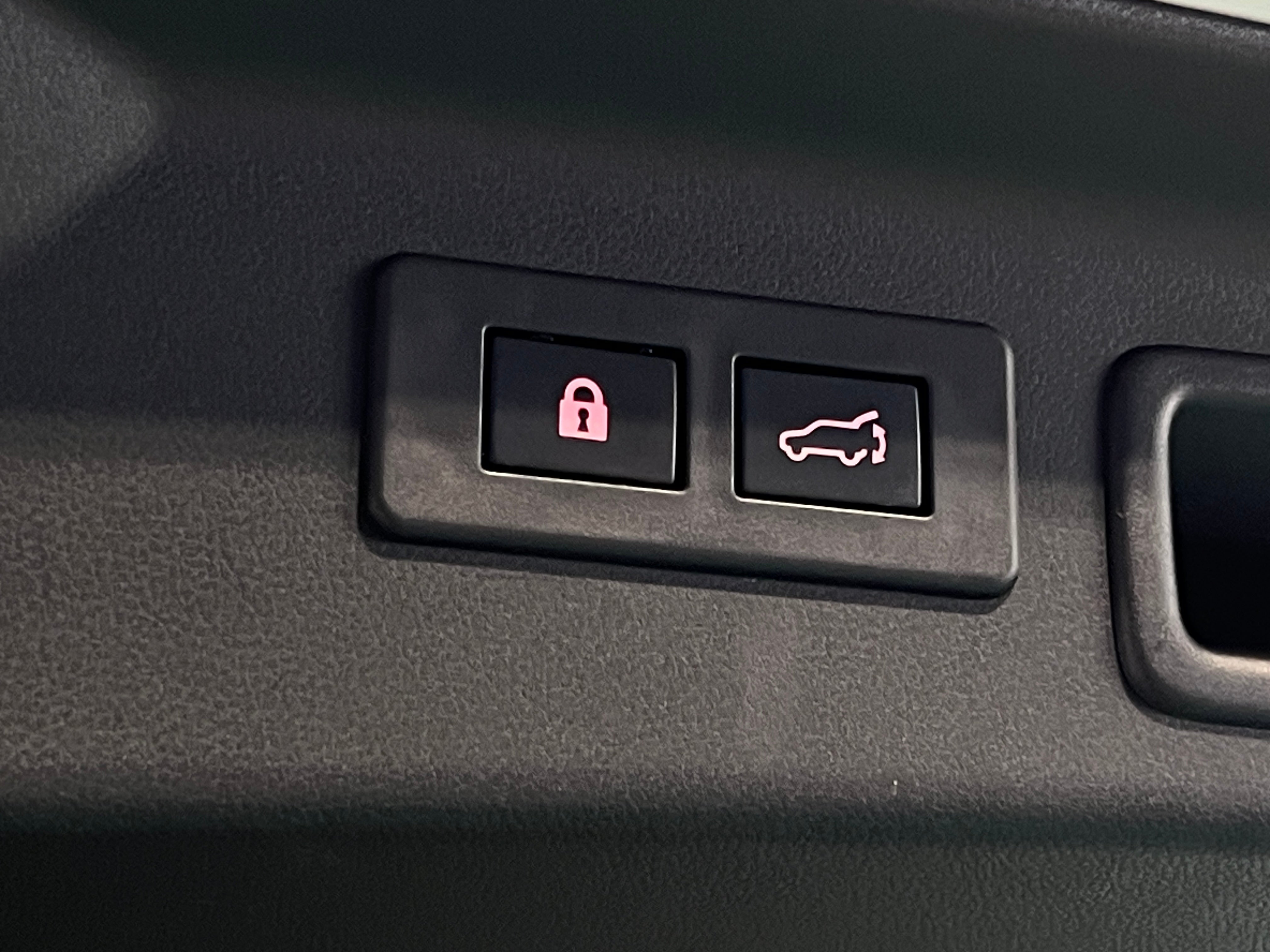 2025 Subaru Forester Touring - Photo 17