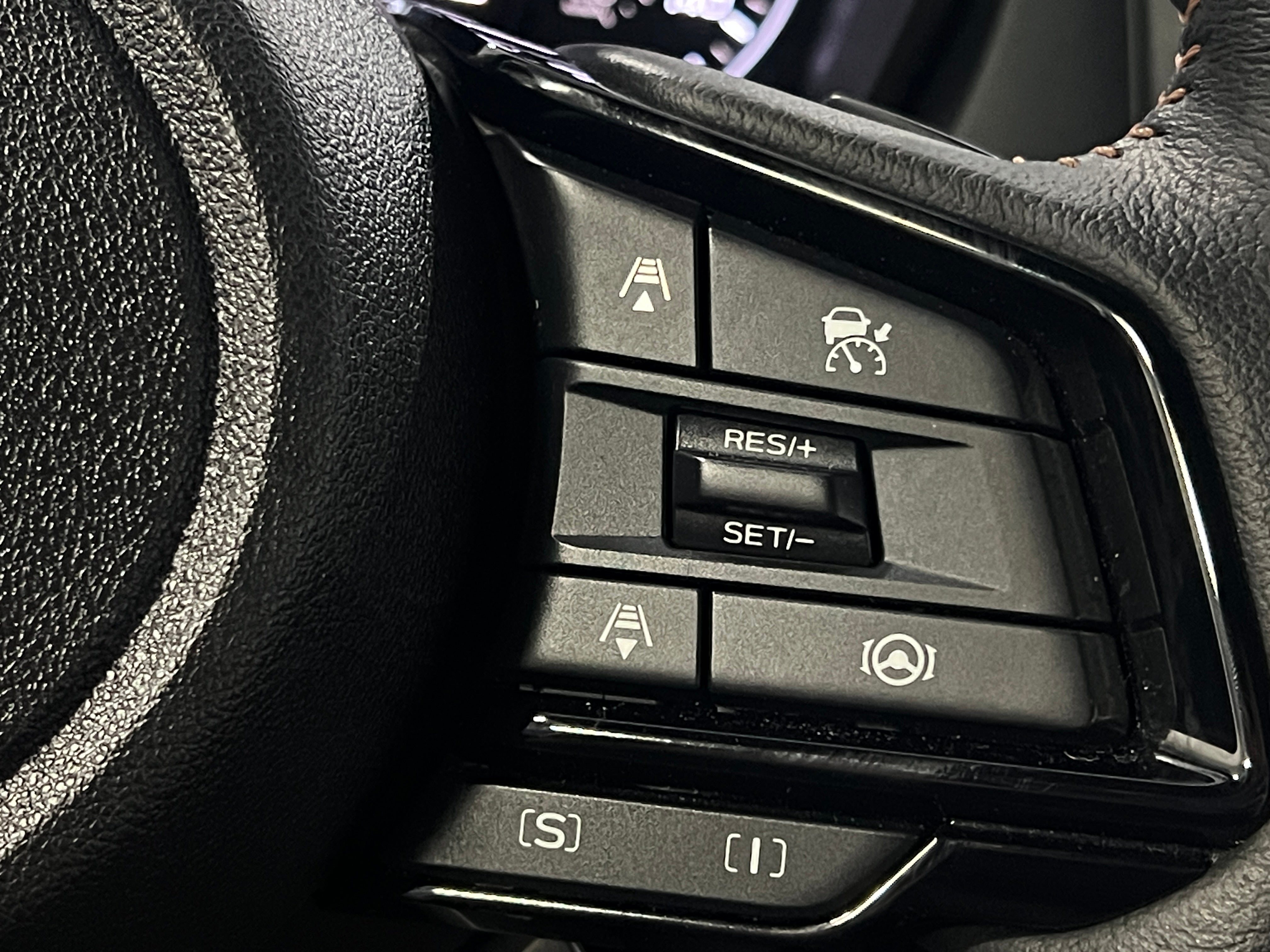 2025 Subaru Forester Touring - Photo 23
