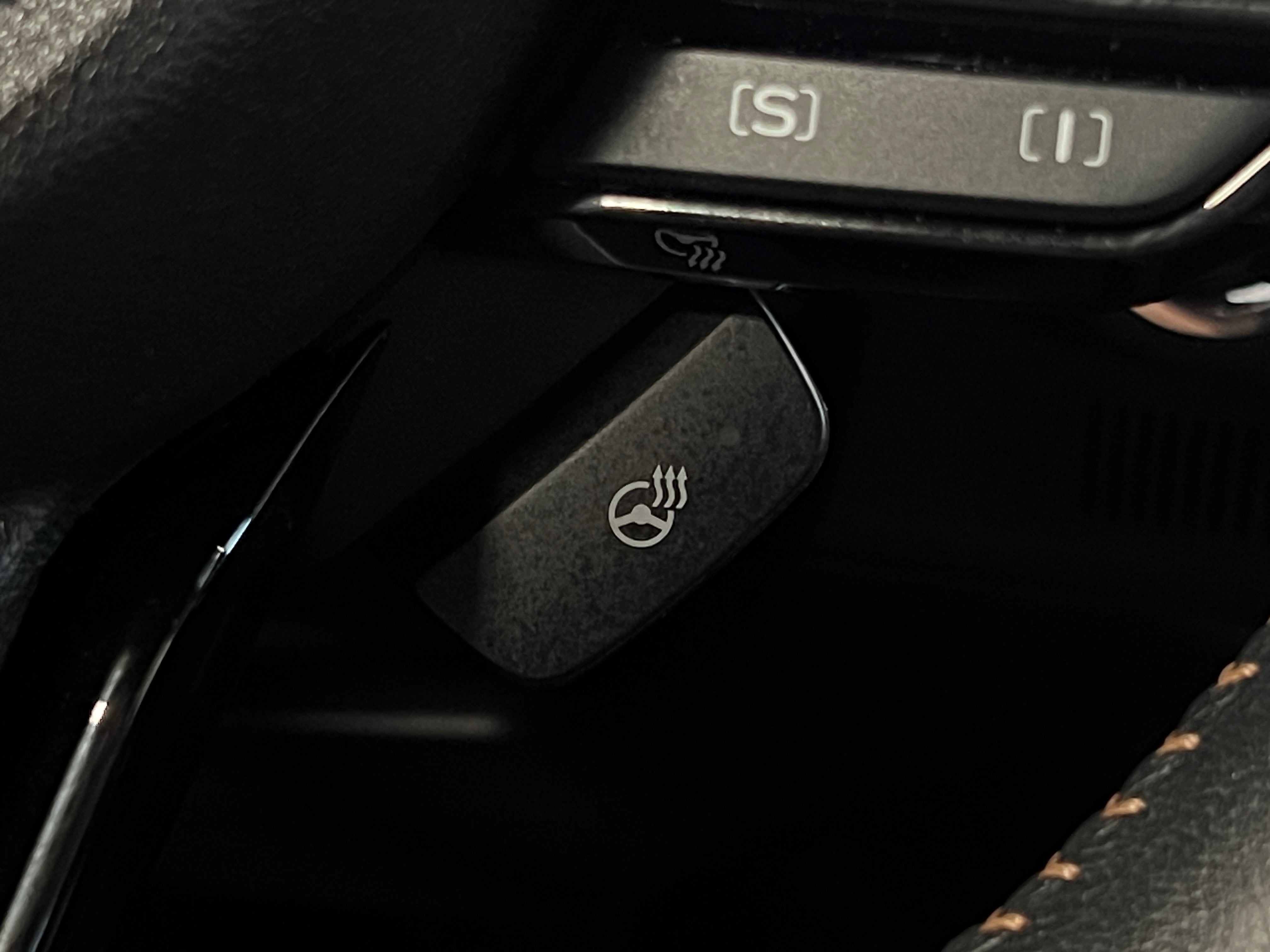 2025 Subaru Forester Touring - Photo 22