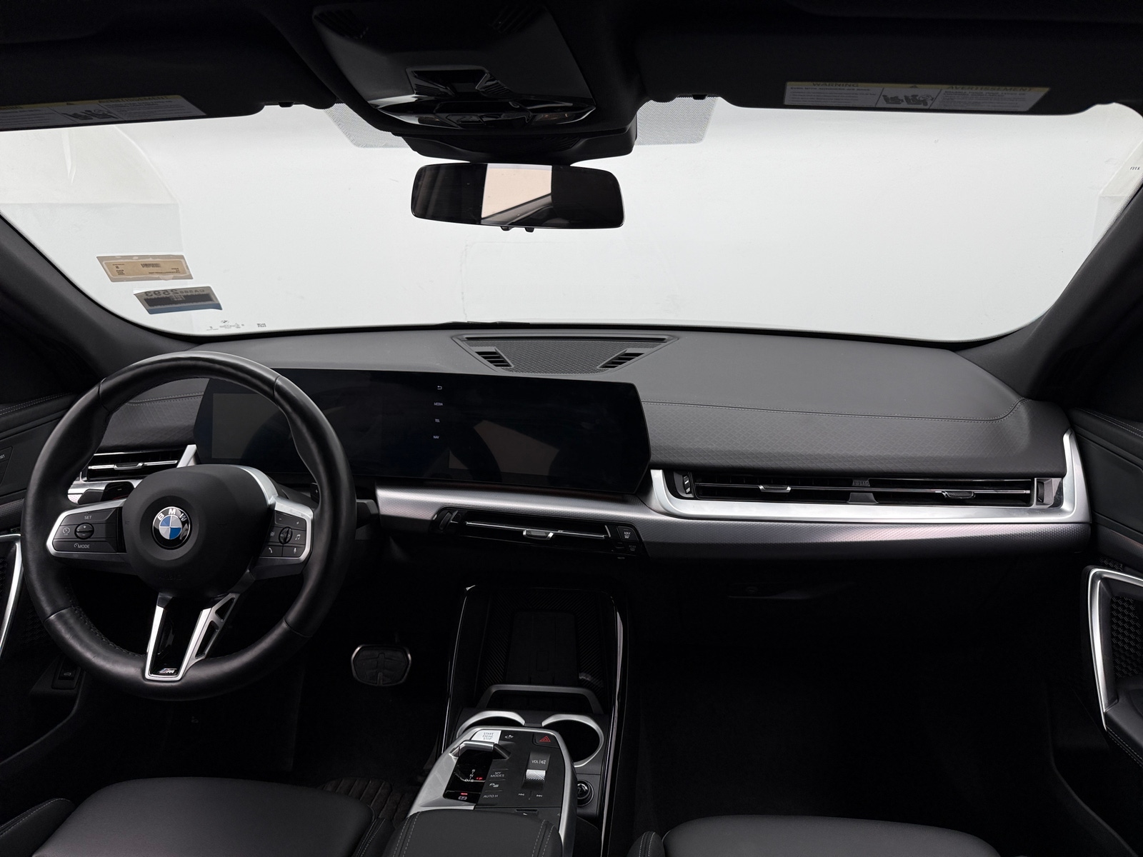Thumbnail: 2025 BMW X2 - 2