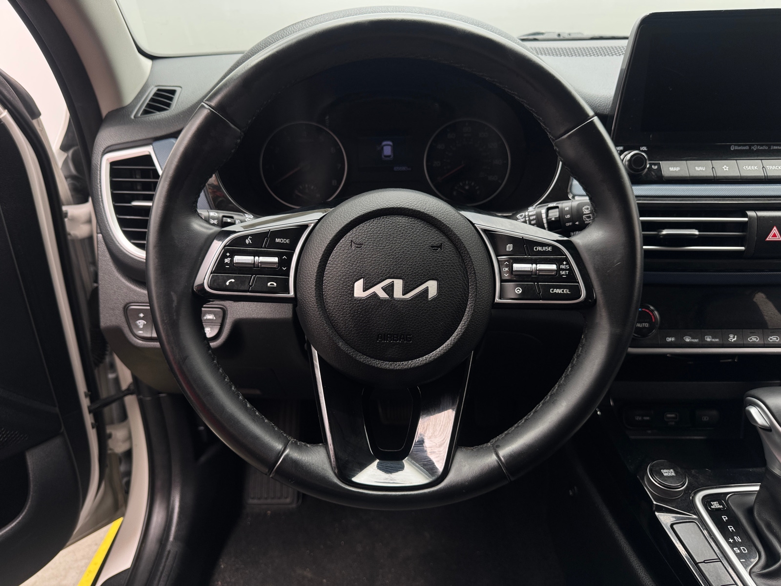 Thumbnail: 2022 Kia Seltos - 4