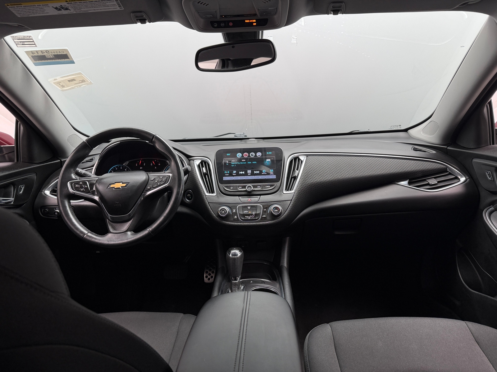 Thumbnail: 2016 Chevrolet Malibu - 3