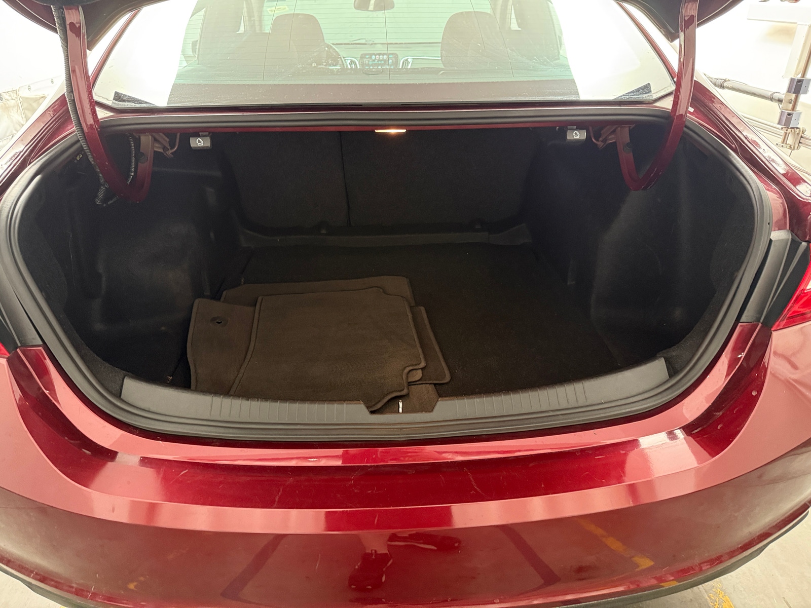 Thumbnail: 2016 Chevrolet Malibu - 7