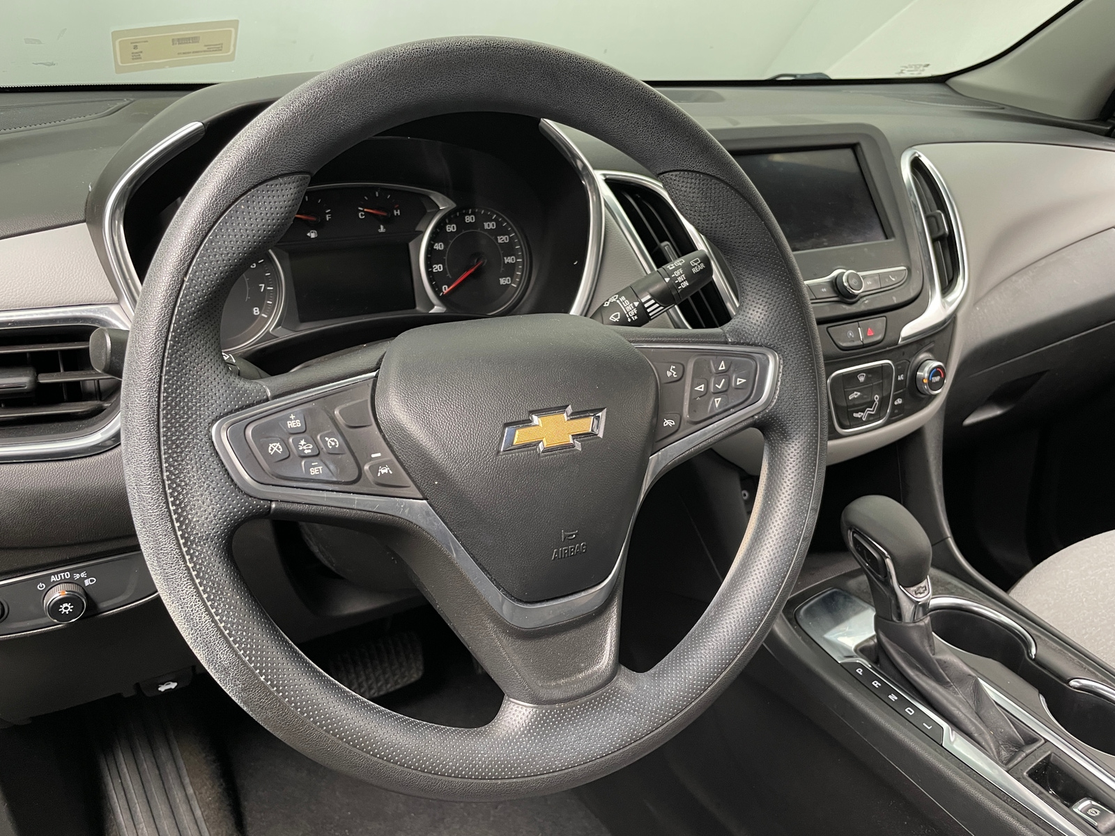Thumbnail: 2022 Chevrolet Equinox - 5