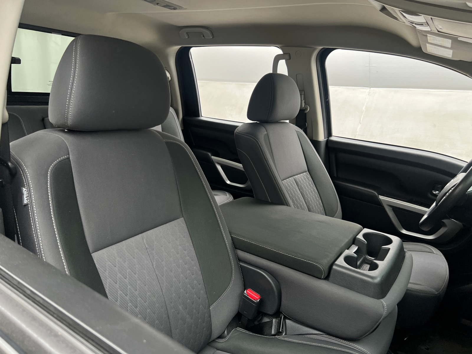 Thumbnail: 2021 Nissan Titan - 2