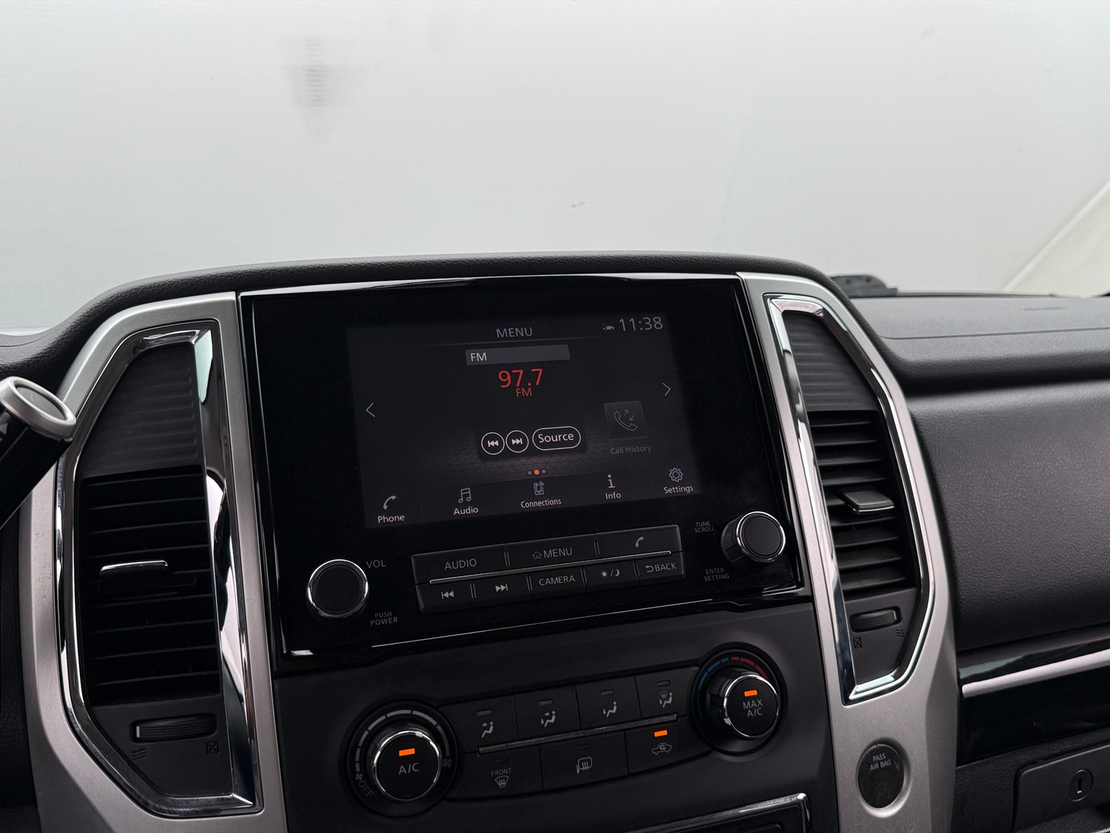 Thumbnail: 2021 Nissan Titan - 4
