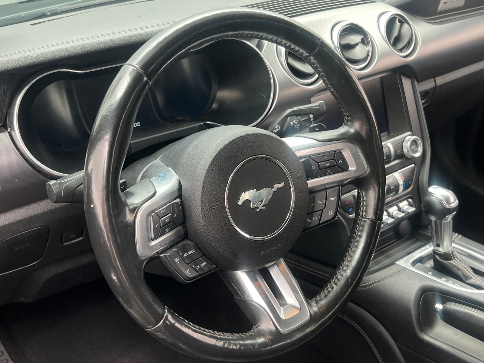Thumbnail: 2019 Ford Mustang - 4