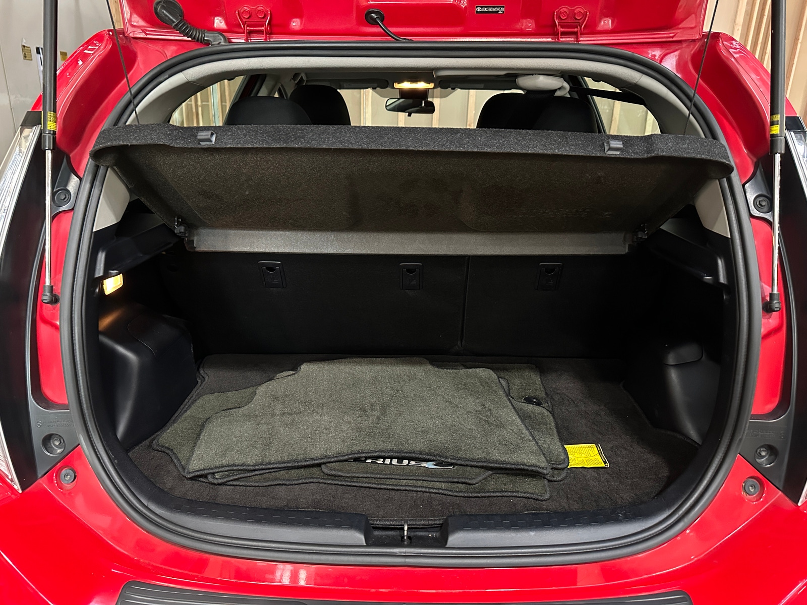 Thumbnail: 2017 Toyota Prius c - 7