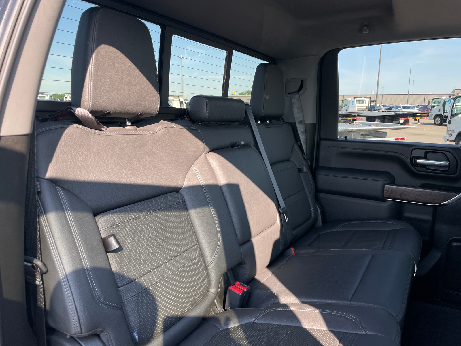 Thumbnail: 2021 GMC Sierra 2500 - 5