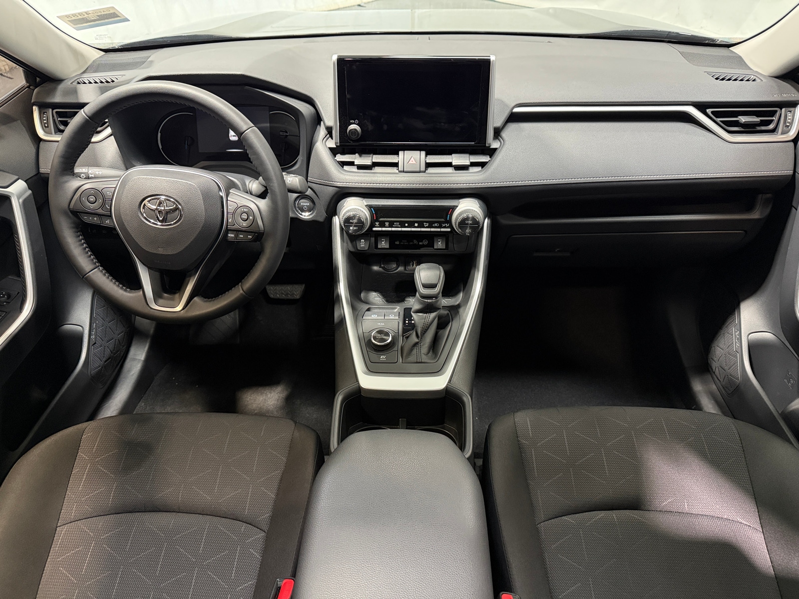 Thumbnail: 2025 Toyota RAV4 - 3