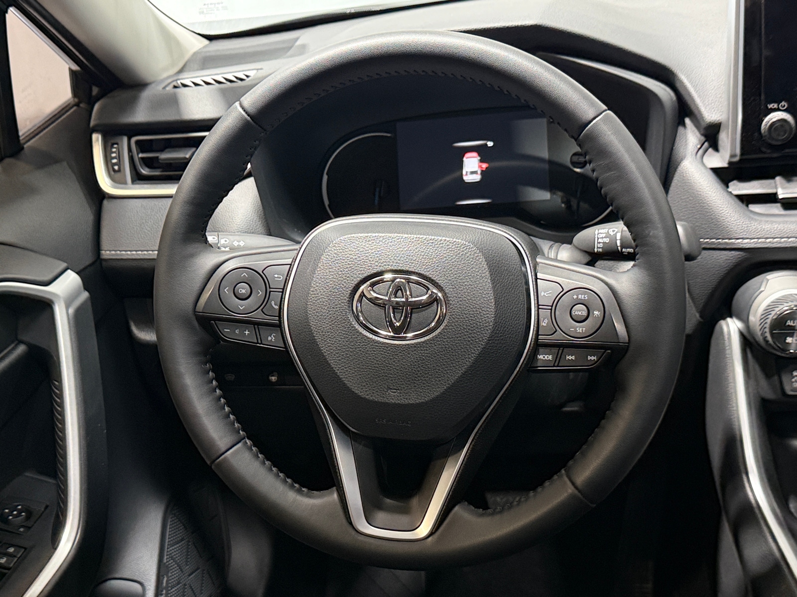 Thumbnail: 2025 Toyota RAV4 - 5