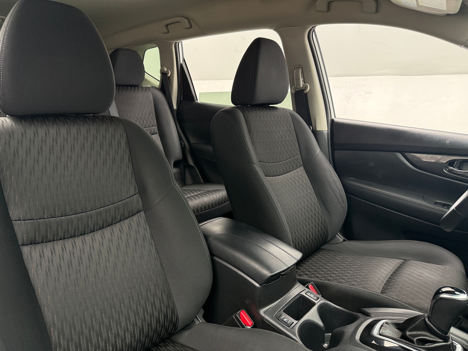 Thumbnail: 2019 Nissan Rogue - 2