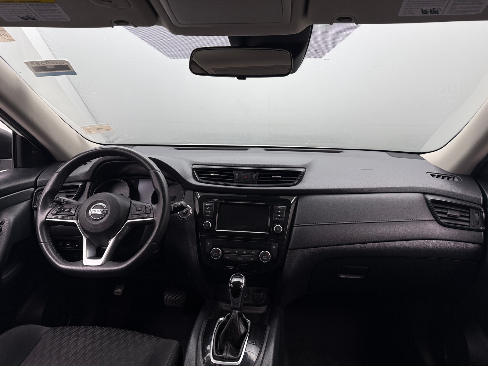 Thumbnail: 2019 Nissan Rogue - 3