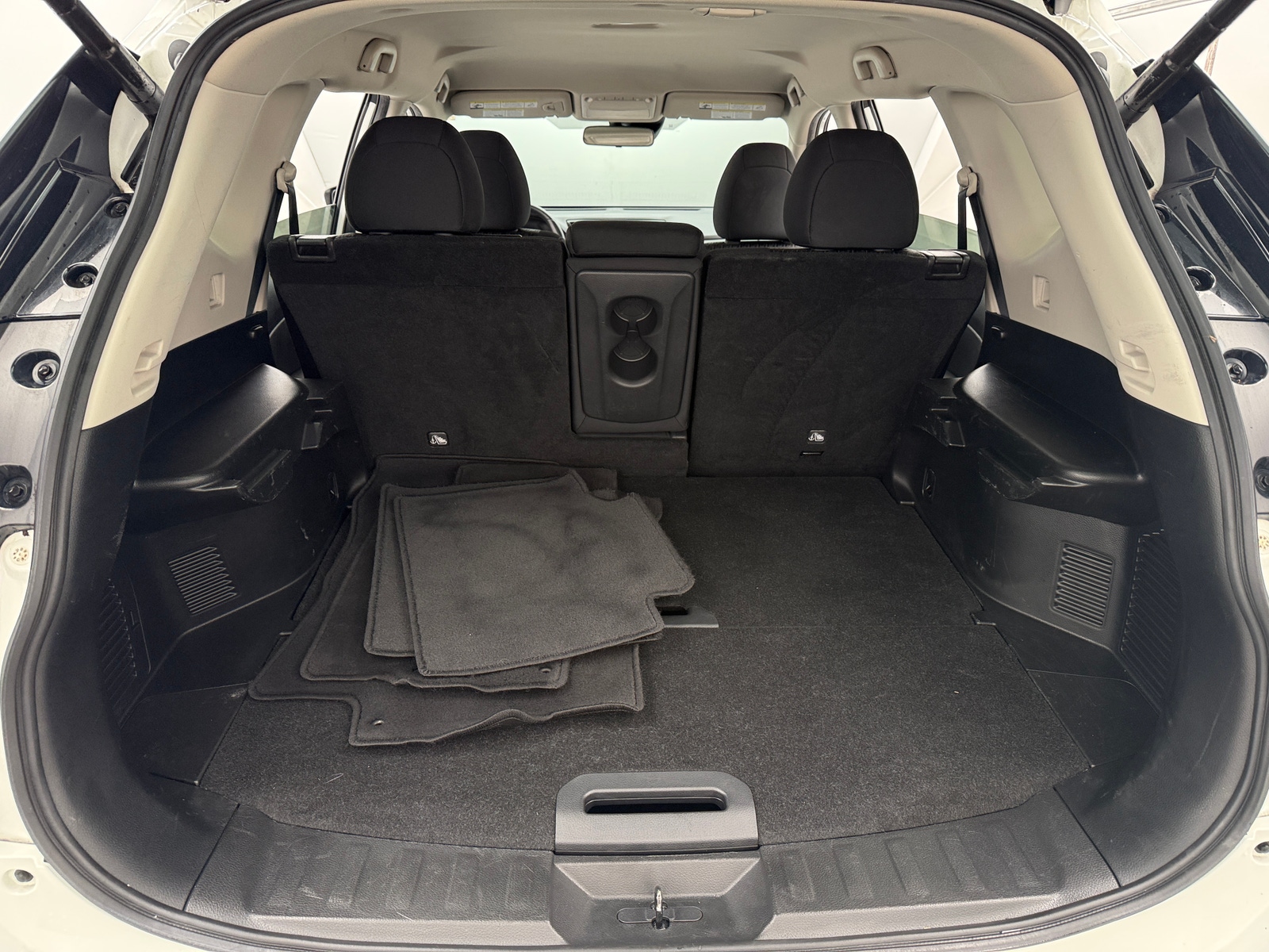 Thumbnail: 2019 Nissan Rogue - 7