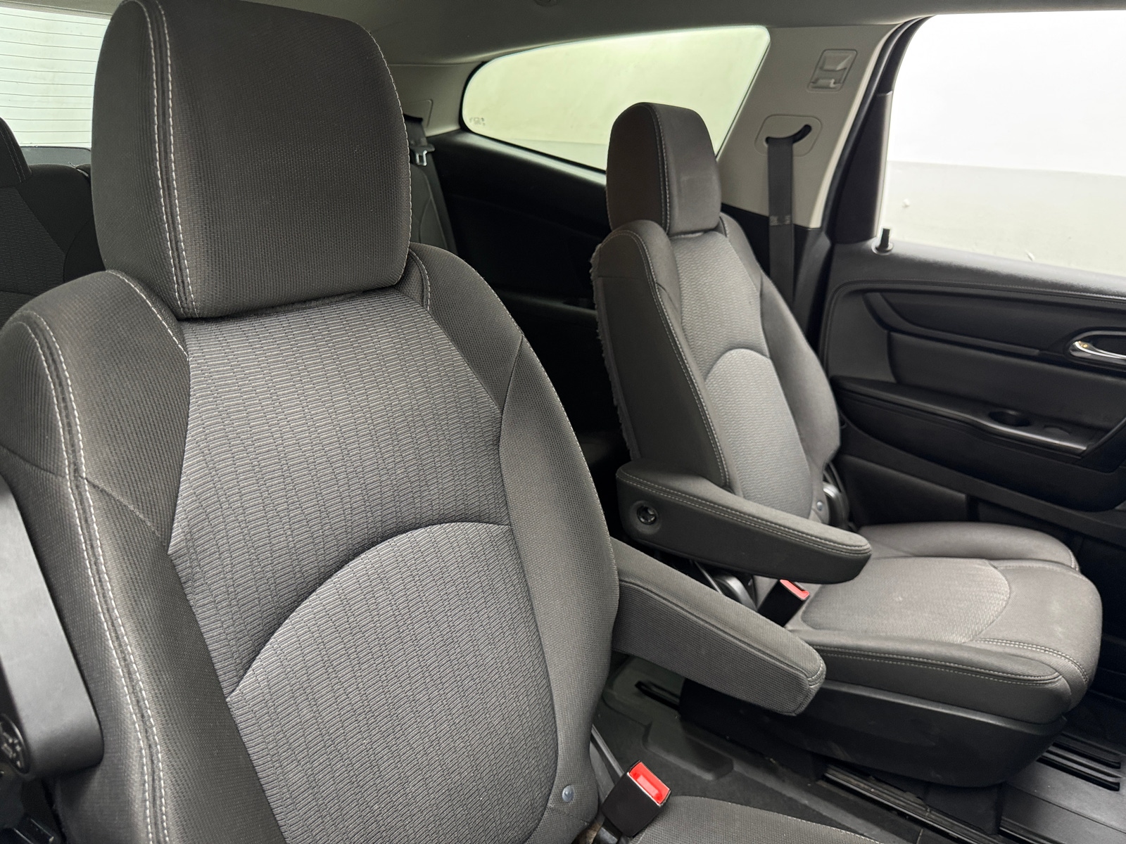 Thumbnail: 2016 Chevrolet Traverse - 6