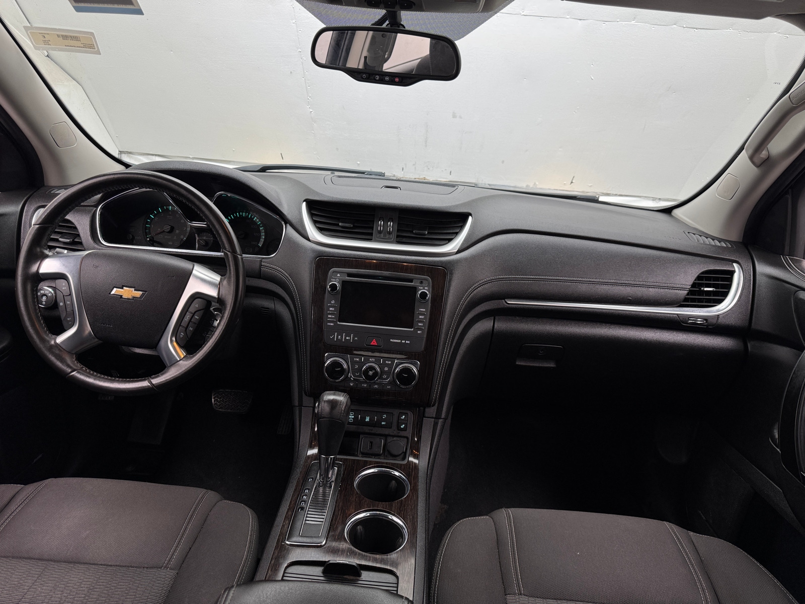 Thumbnail: 2016 Chevrolet Traverse - 3