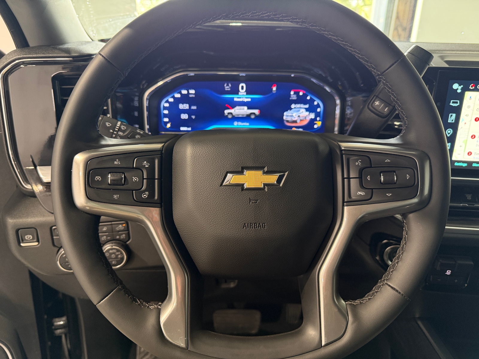 Thumbnail: 2025 Chevrolet Silverado 3500 - 4