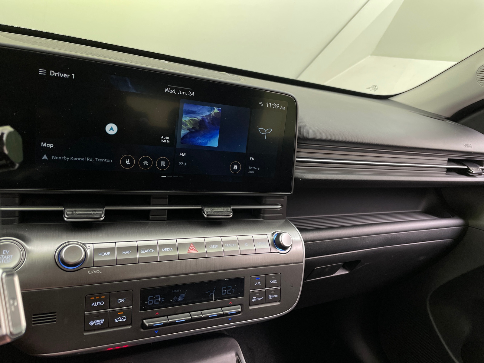 Thumbnail: 2024 Hyundai Kona - 4
