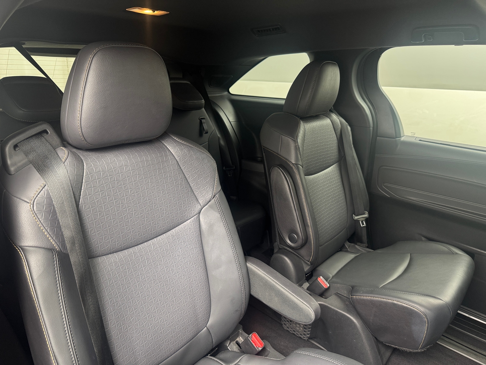Thumbnail: 2022 Toyota Sienna - 5