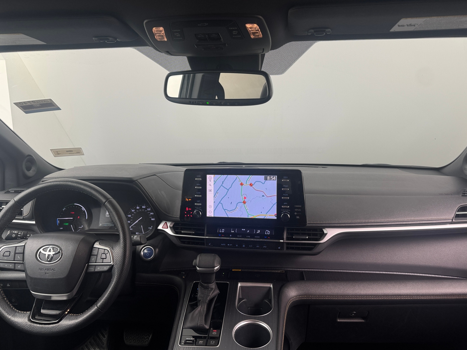 Thumbnail: 2022 Toyota Sienna - 2
