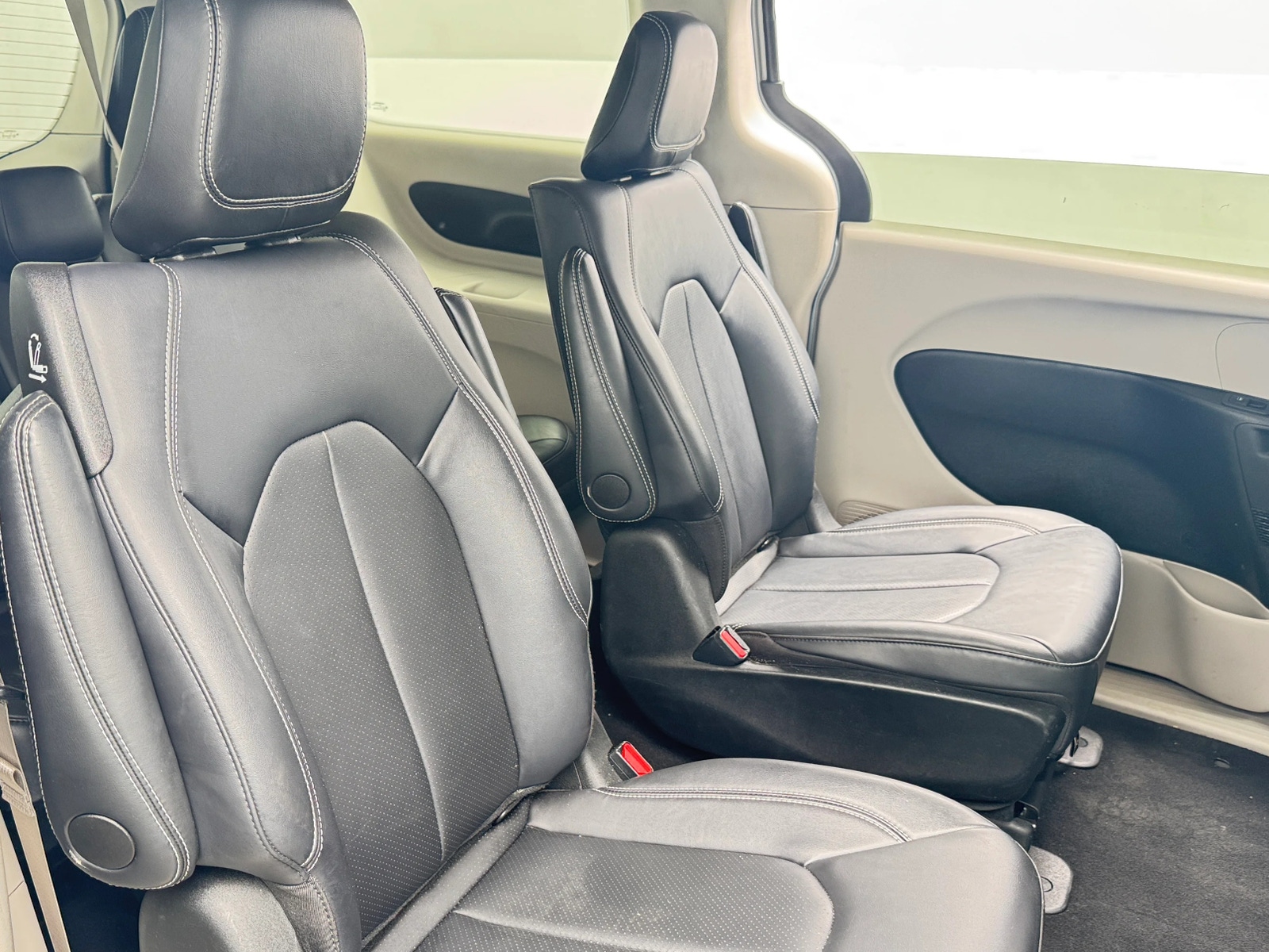 Thumbnail: 2024 Chrysler Pacifica - 5