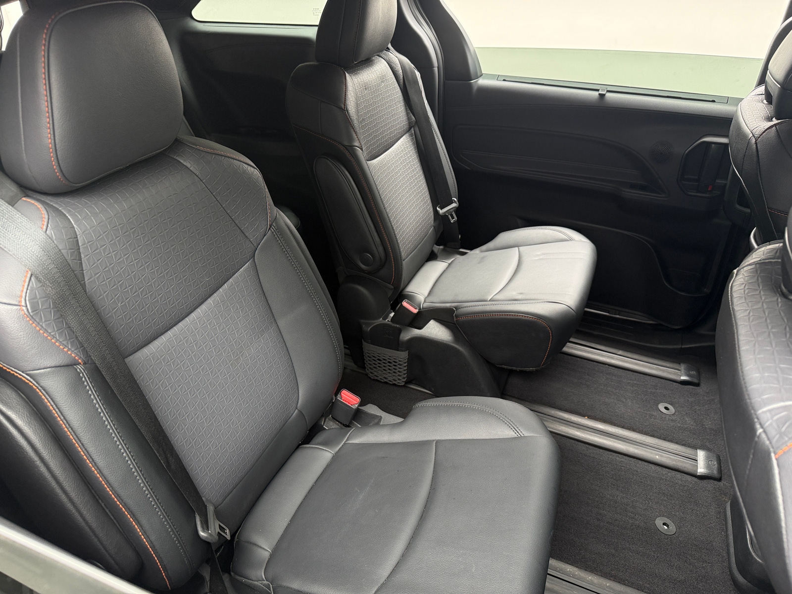 Thumbnail: 2022 Toyota Sienna - 5