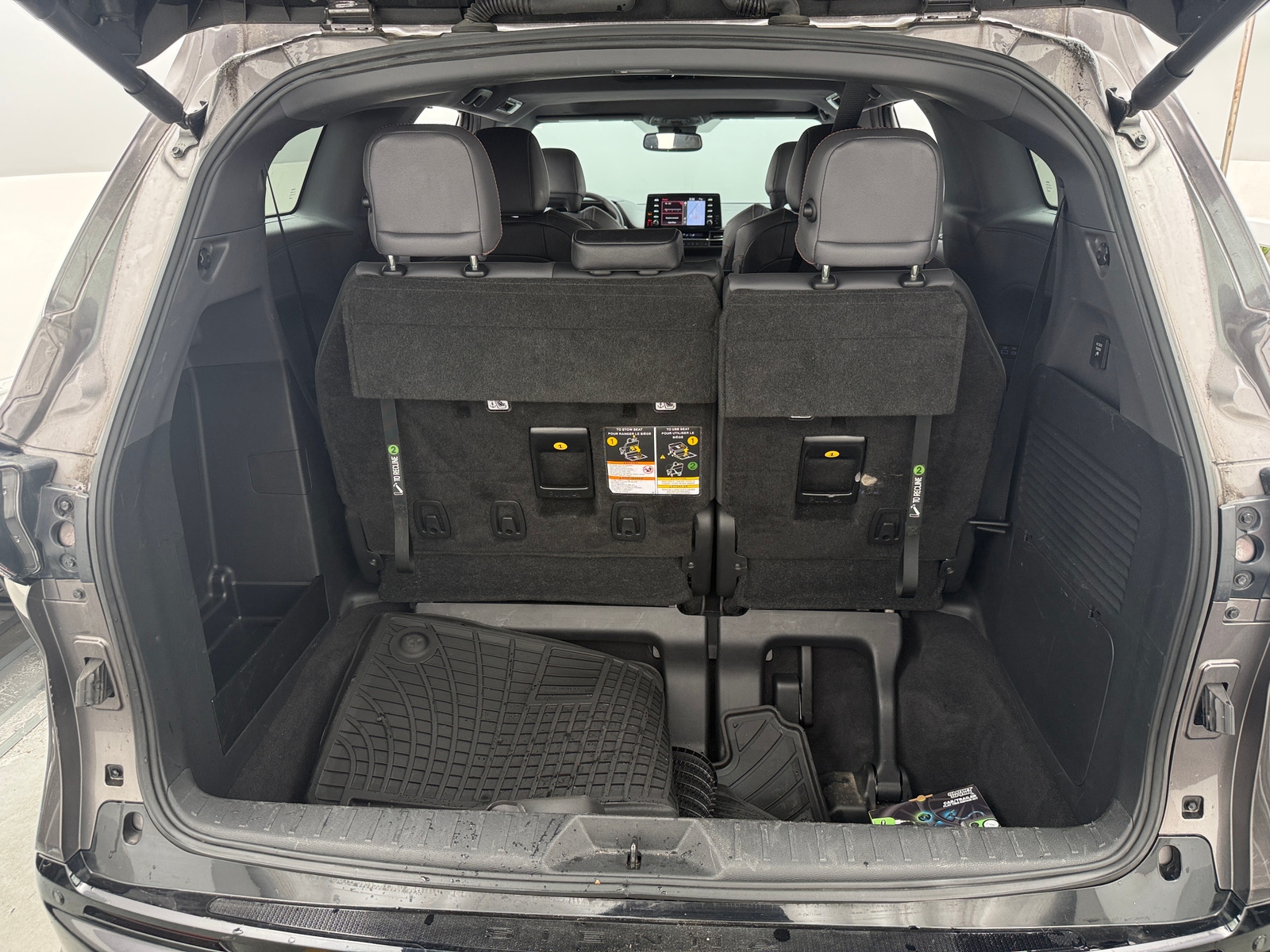 Thumbnail: 2022 Toyota Sienna - 6