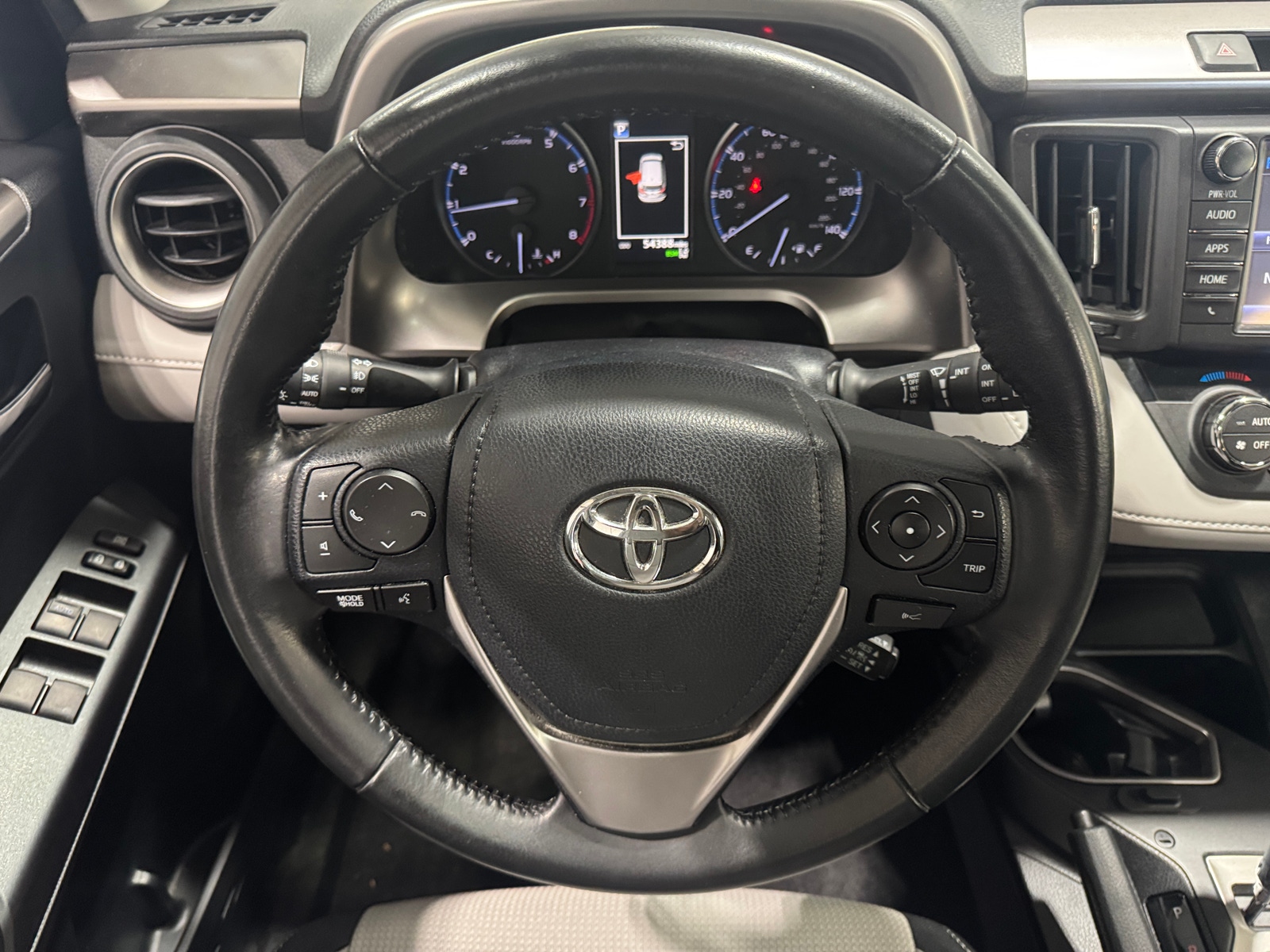 Thumbnail: 2018 Toyota RAV4 - 5