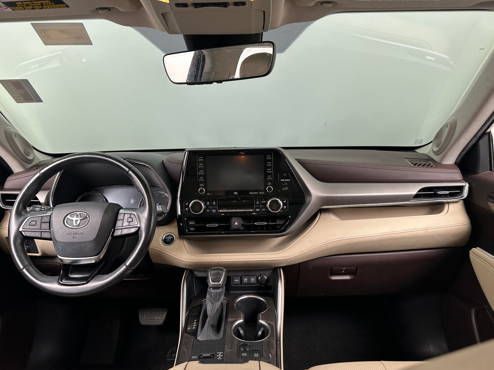 Thumbnail: 2020 Toyota Highlander - 2