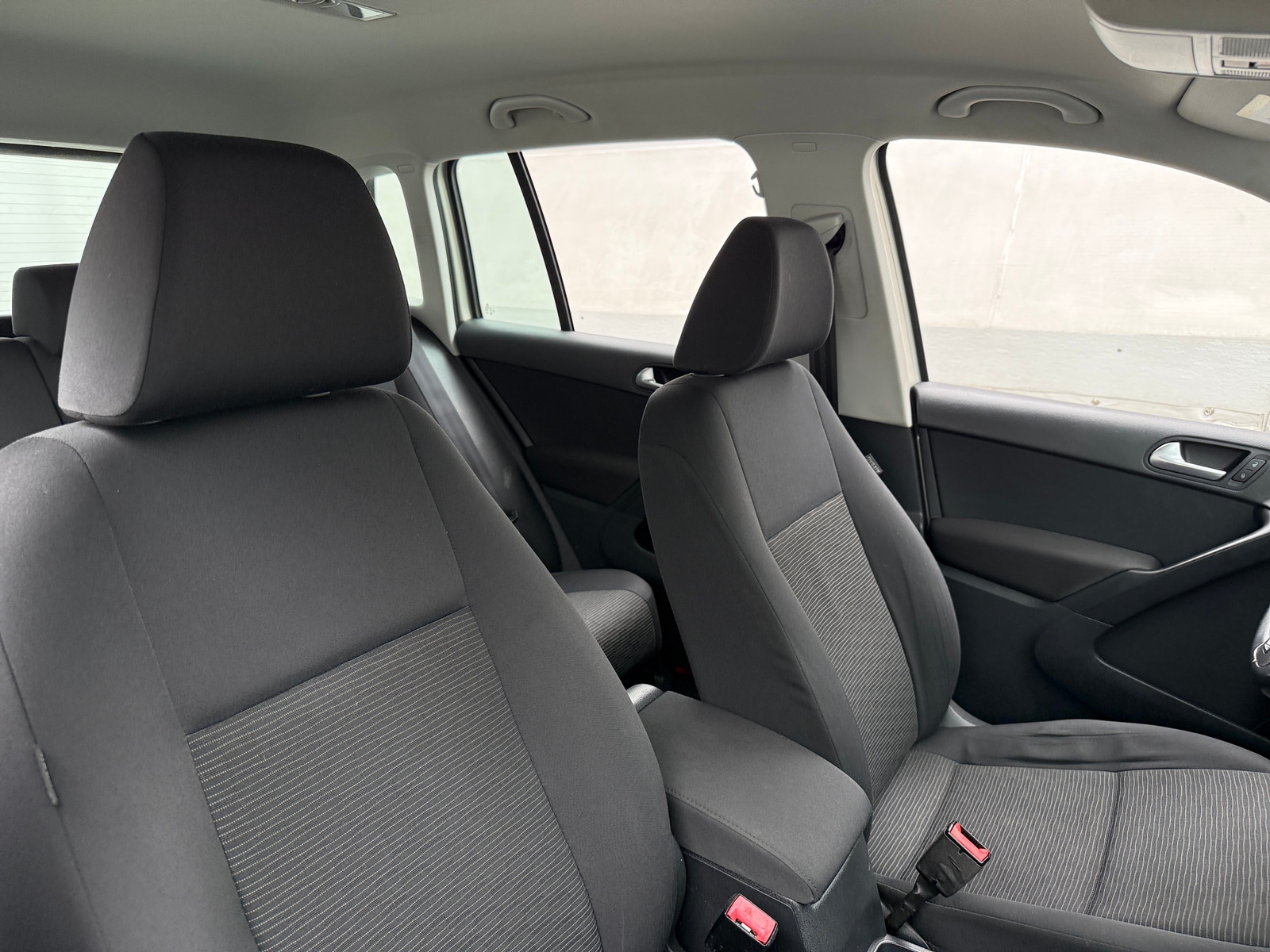 Thumbnail: 2015 Volkswagen Tiguan - 2