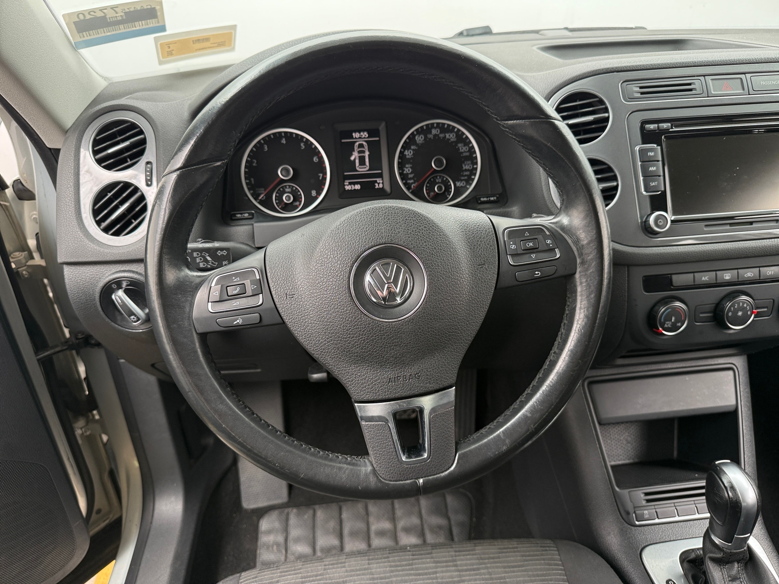 Thumbnail: 2015 Volkswagen Tiguan - 5