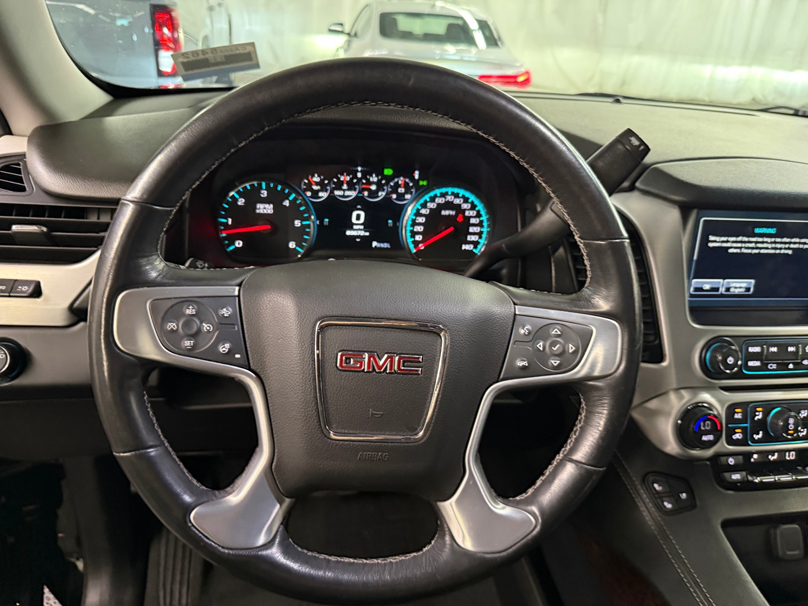 Thumbnail: 2019 GMC Yukon - 4