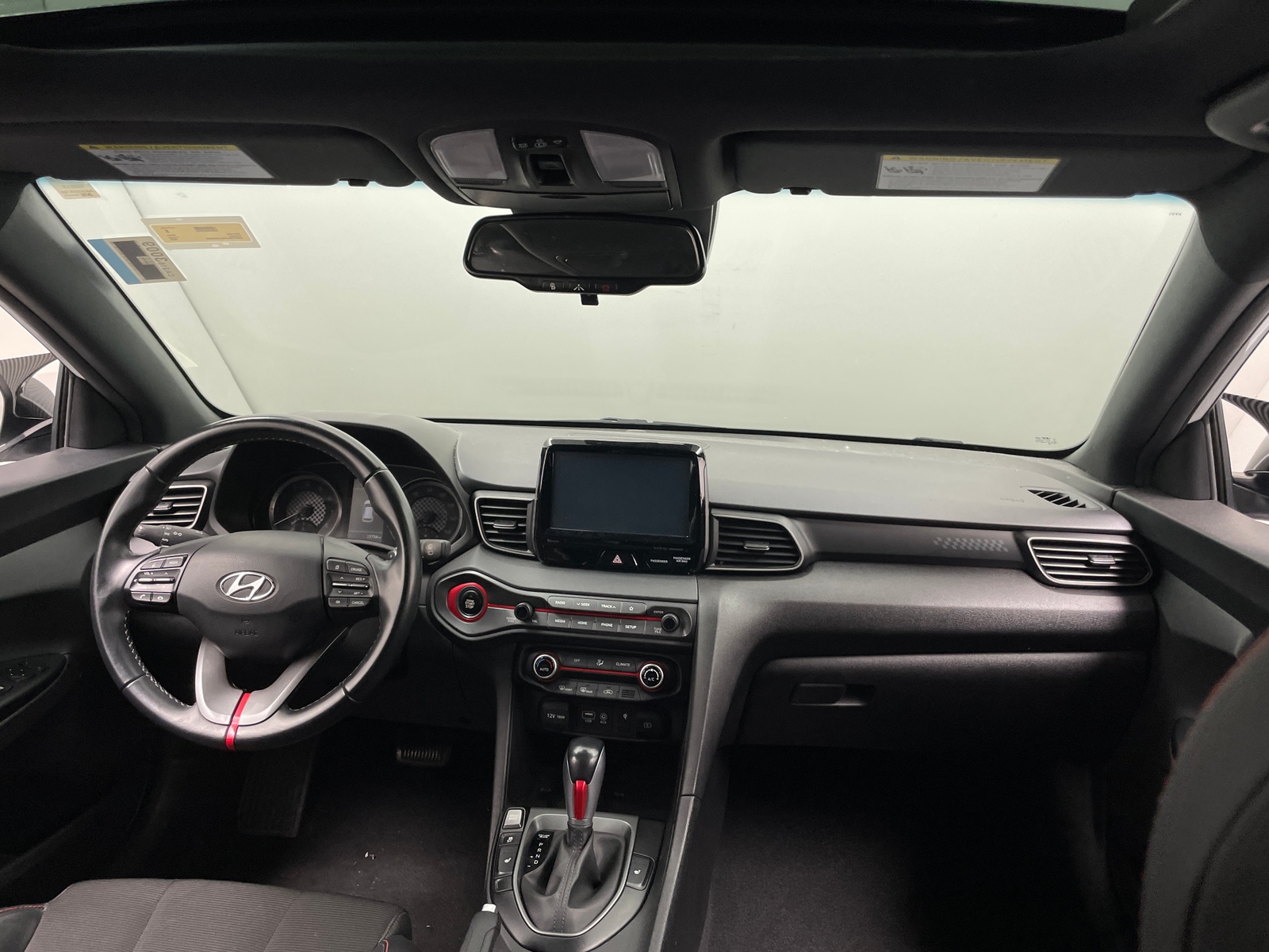Thumbnail: 2020 Hyundai Veloster - 3