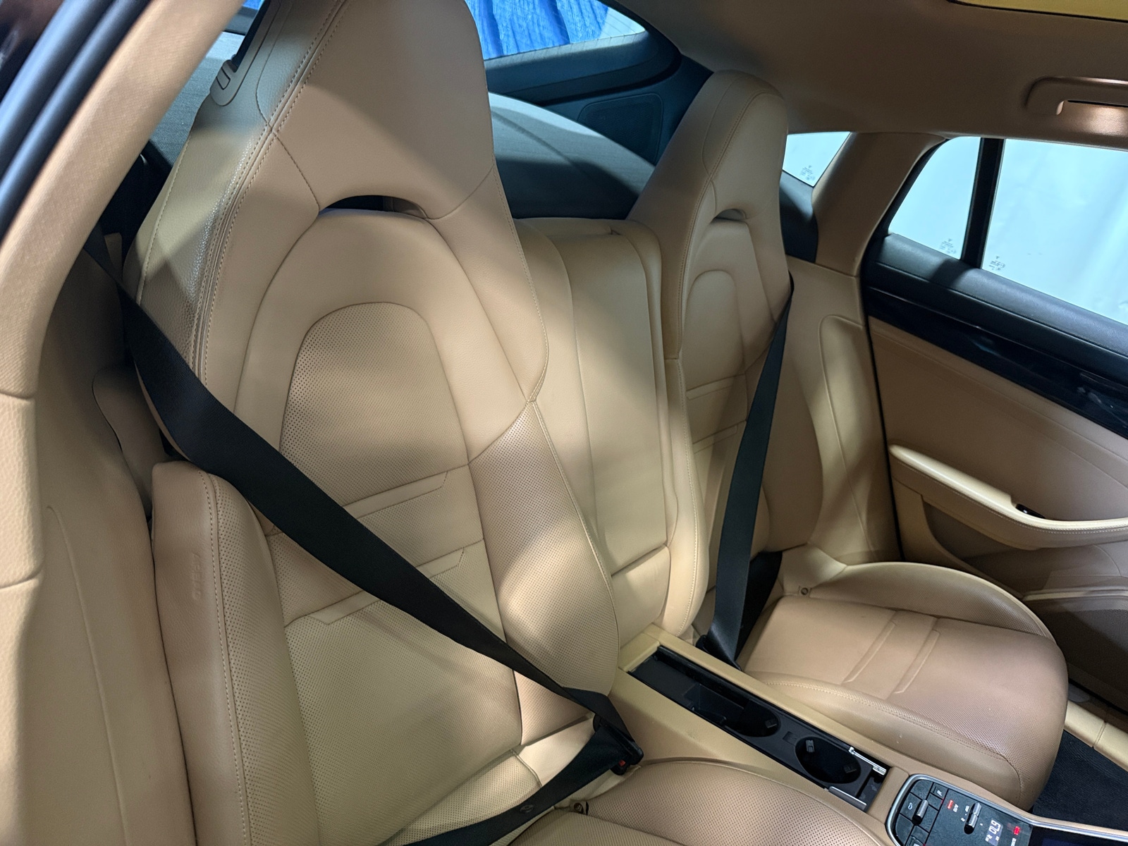 Thumbnail: 2018 Porsche Panamera - 5
