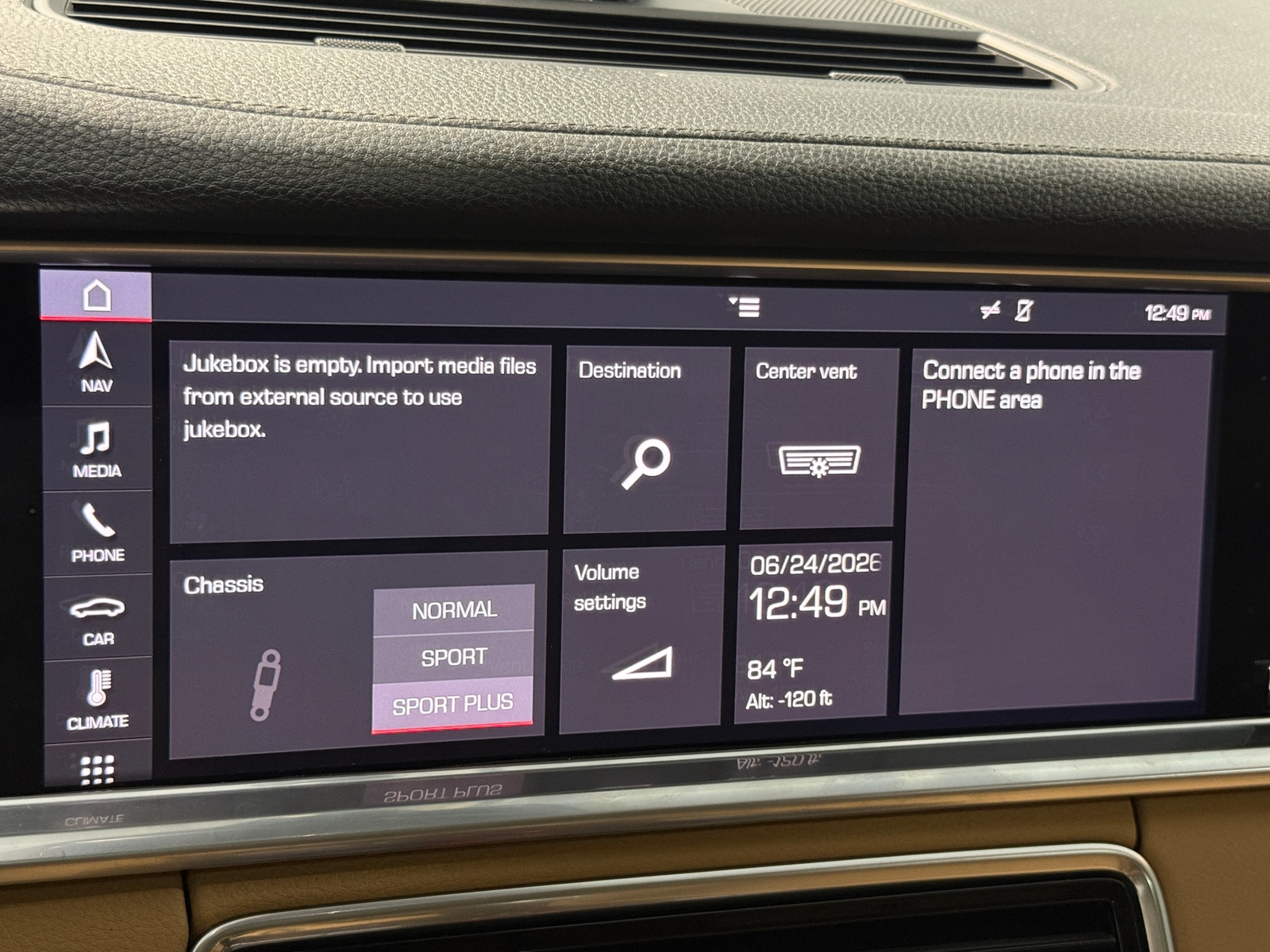 Thumbnail: 2018 Porsche Panamera - 3
